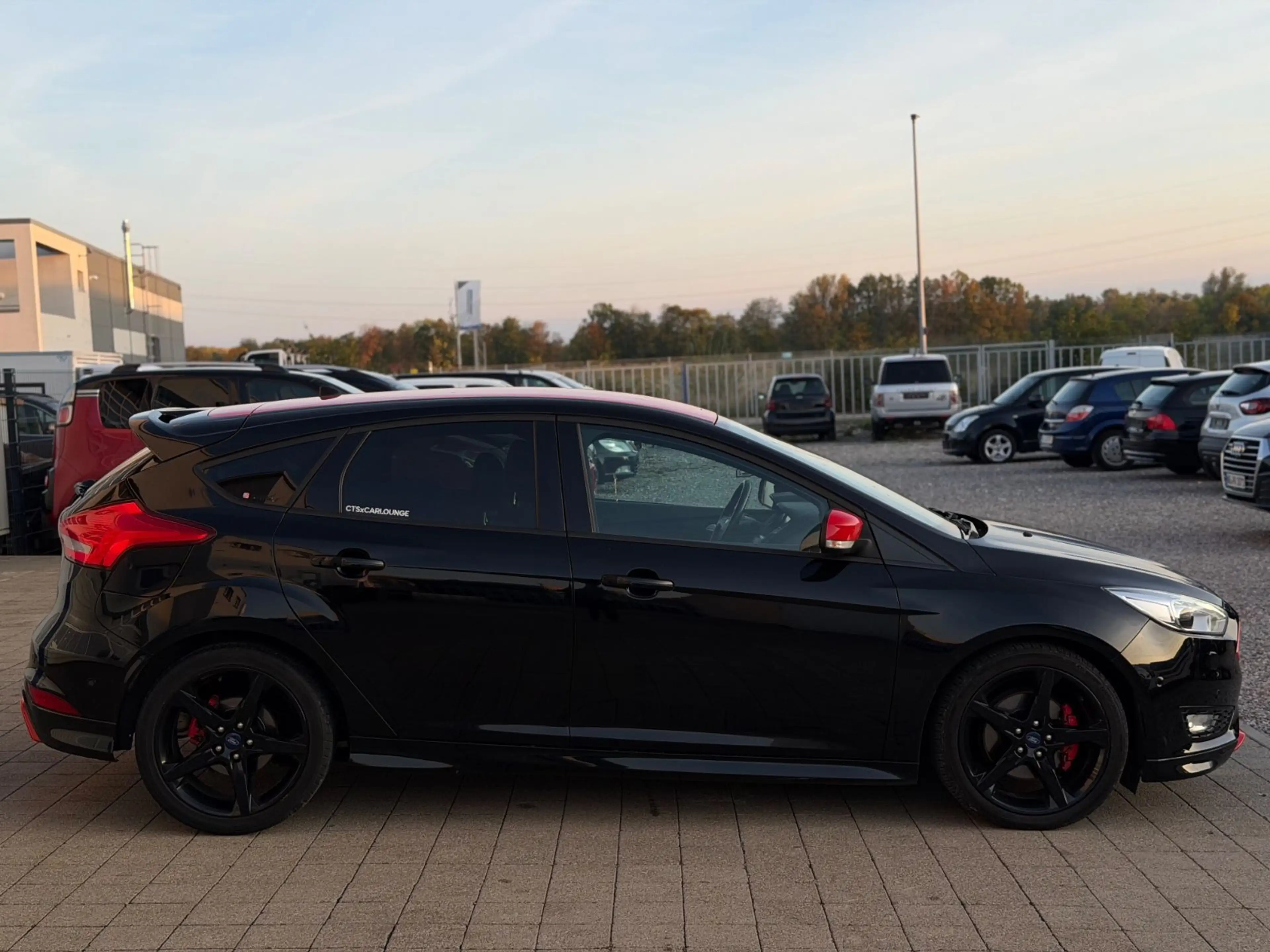 Ford Focus Lim. ST-Line Sport 1.5 Navi Xenon Keyless — photo 4