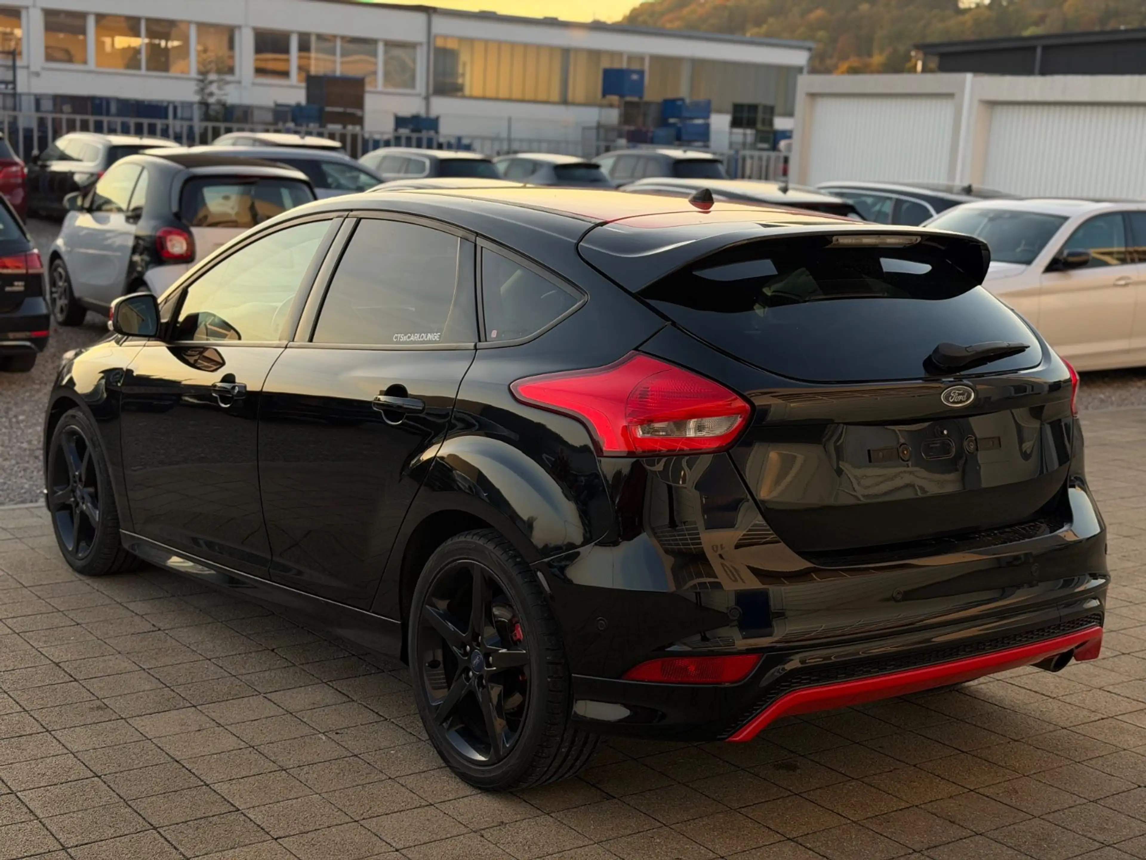Ford Focus Lim. ST-Line Sport 1.5 Navi Xenon Keyless — photo 6