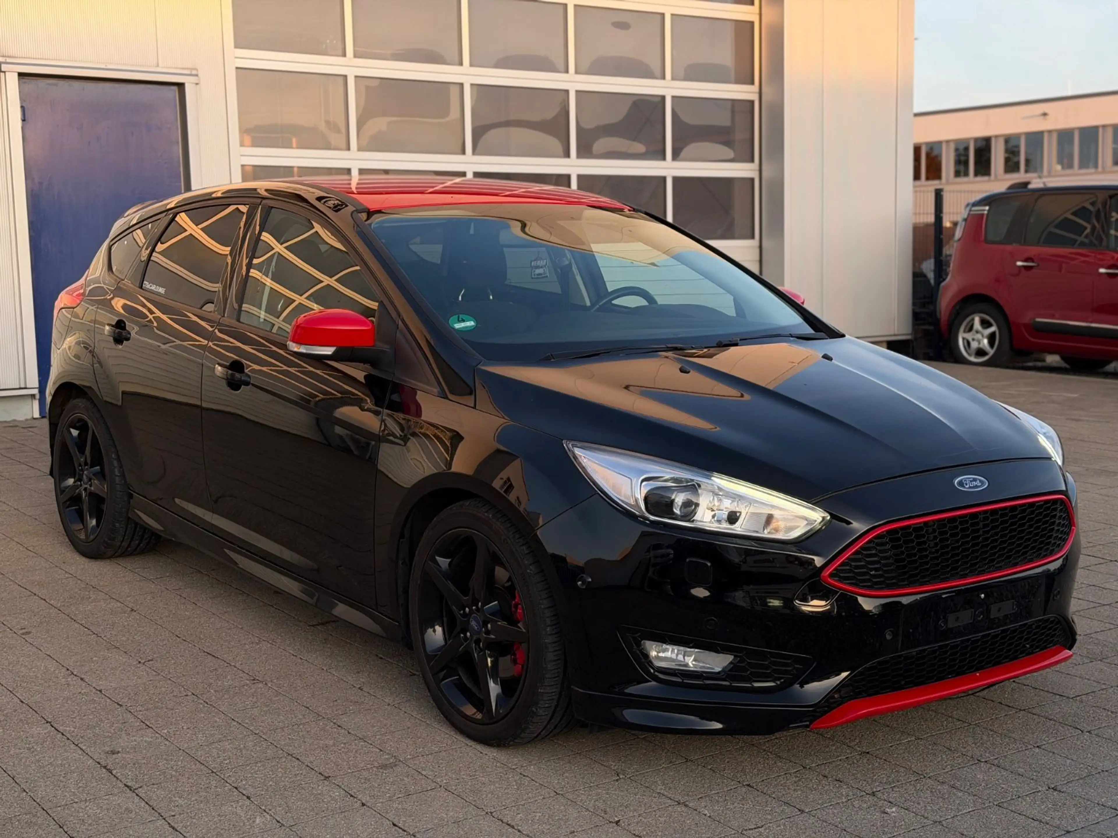 Ford Focus Lim. ST-Line Sport 1.5 Navi Xenon Keyless — photo 2