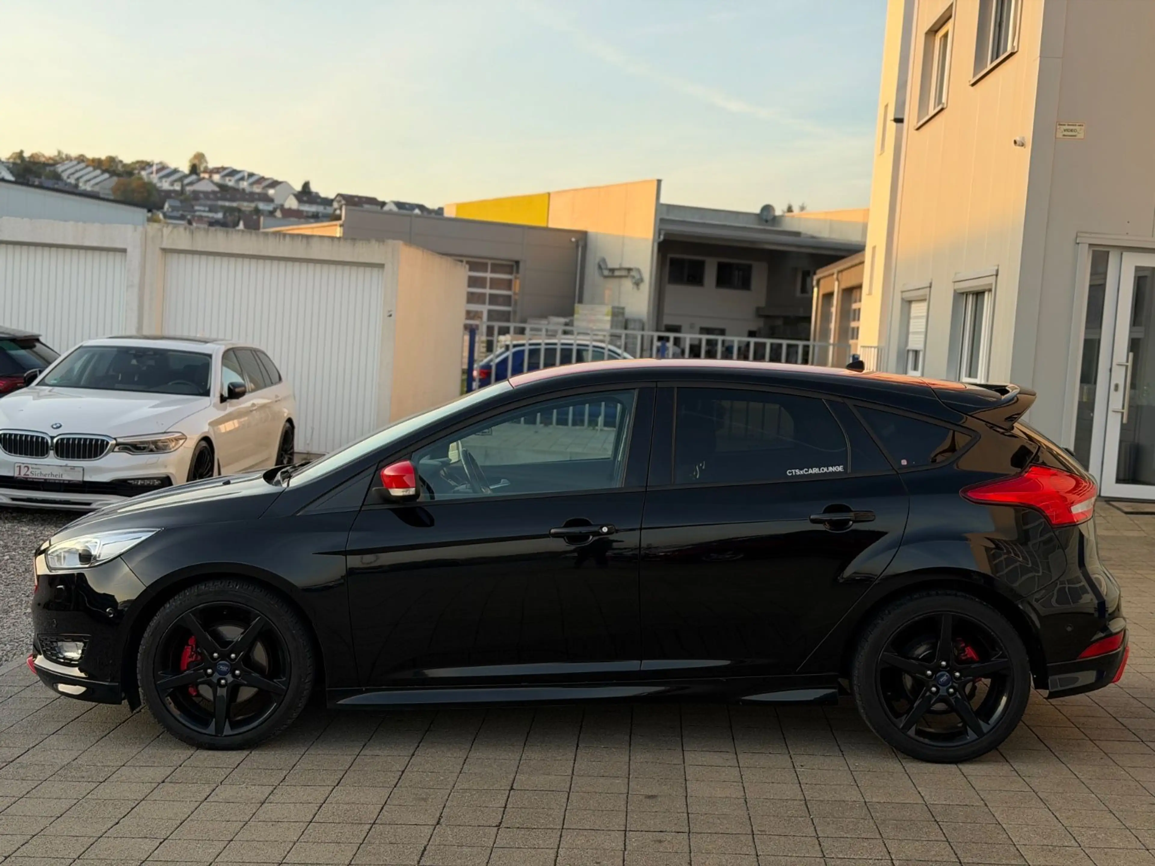 Ford Focus Lim. ST-Line Sport 1.5 Navi Xenon Keyless — photo 3