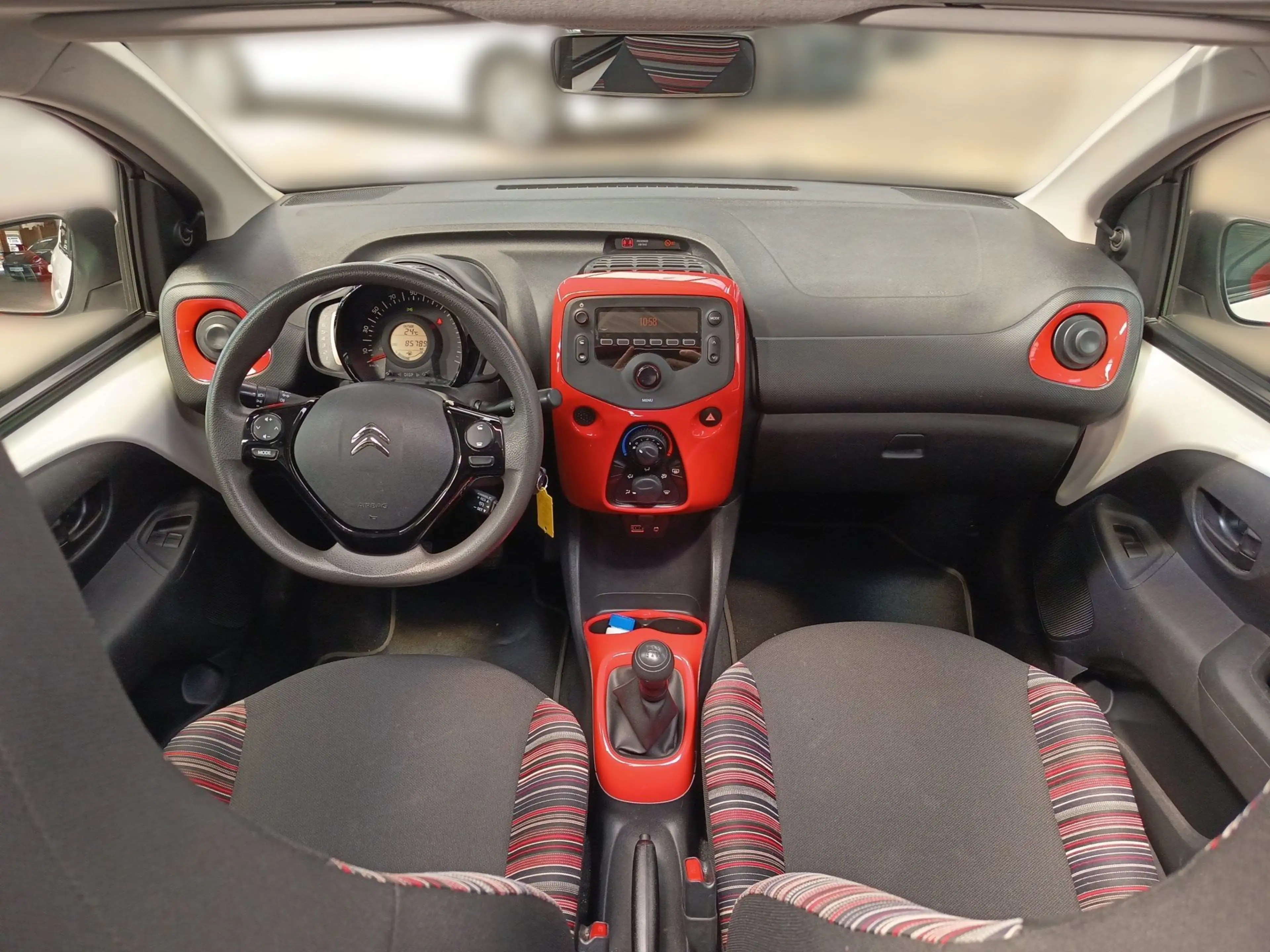 Citroen C1 Airscape Feel — photo 15