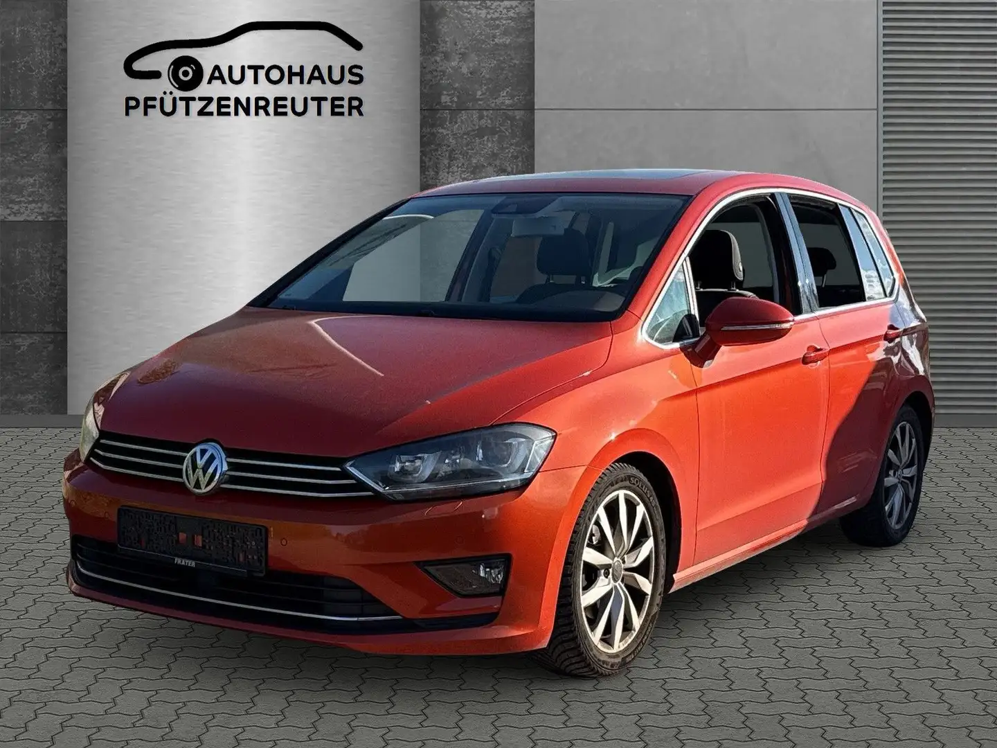 Volkswagen Golf Sportsvan VII Highline BMT/Start-Stopp Orange - 1