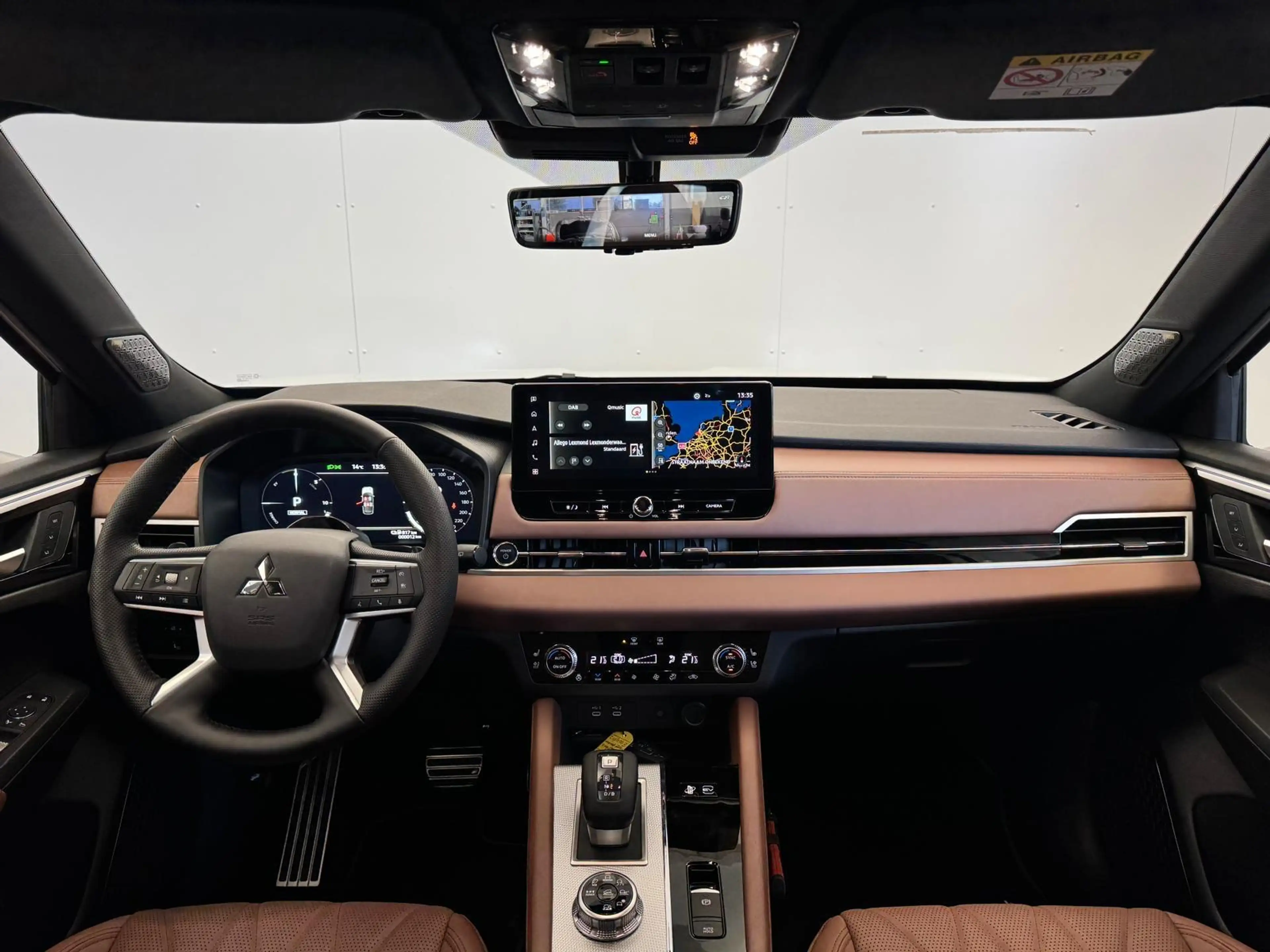Mitsubishi Outlander 2.4 PHEV Instyle+ Black Edition | Actieprijs | Uni — photo 14