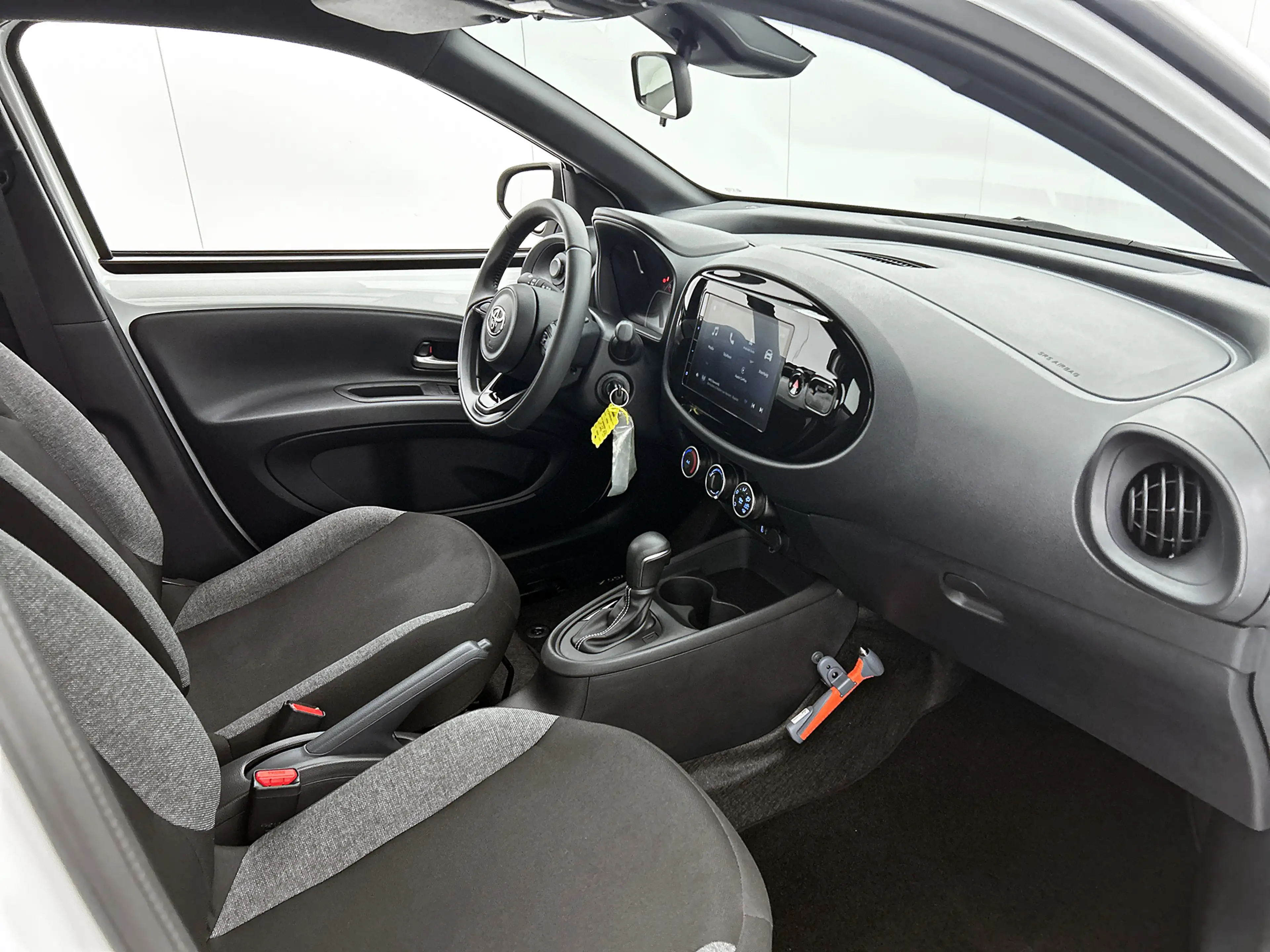 Toyota Aygo X 1.0 VVT-i S-CVT Play | BTW voertuig | Apple CarPla — photo 6