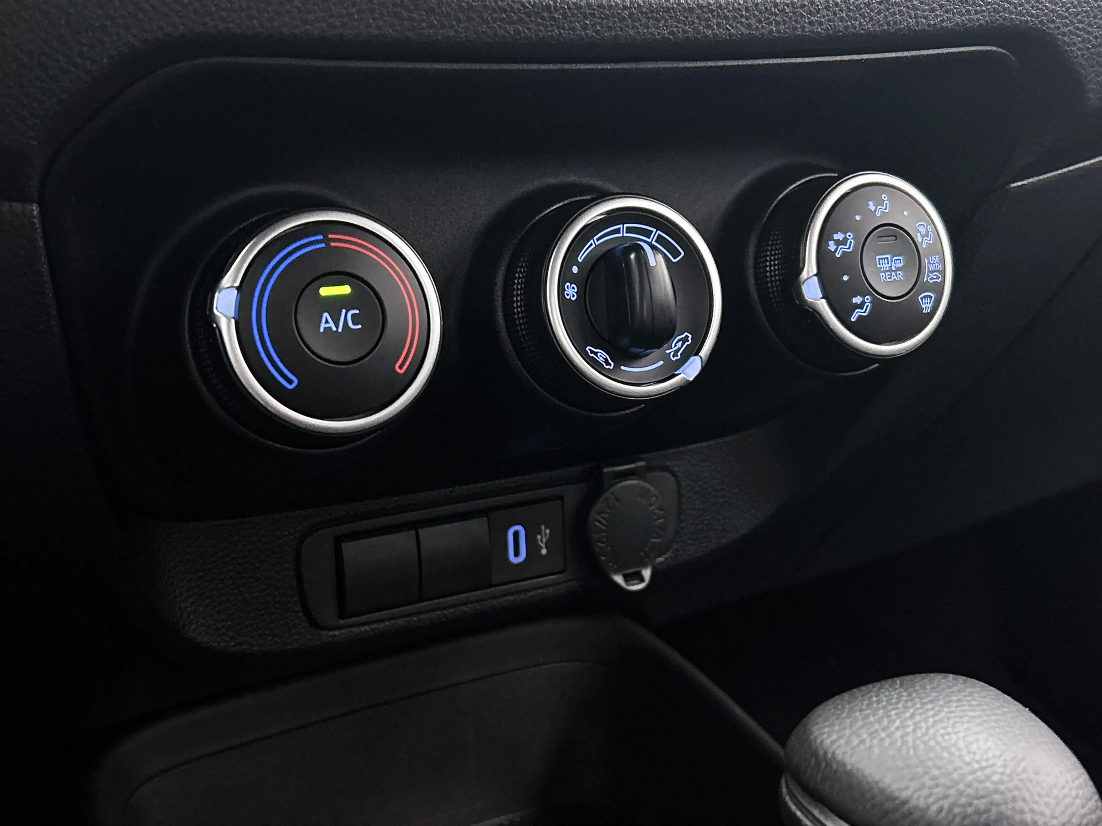 Toyota Aygo X 1.0 VVT-i S-CVT Play | BTW voertuig | Apple CarPla — photo 10