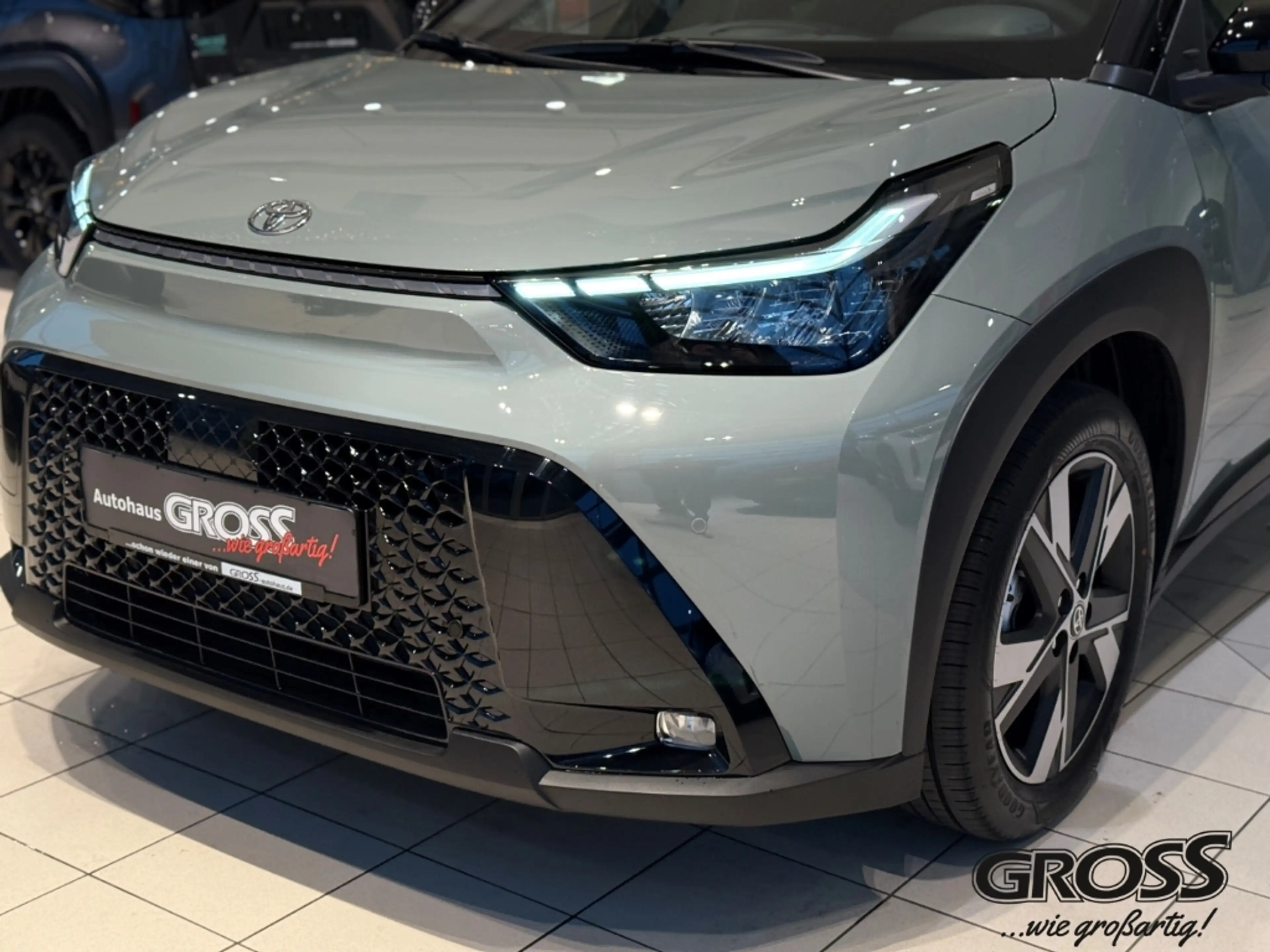 Toyota Aygo X HYBRID // NEUES MODELL // LED Navi Digitales Cockp — photo 2