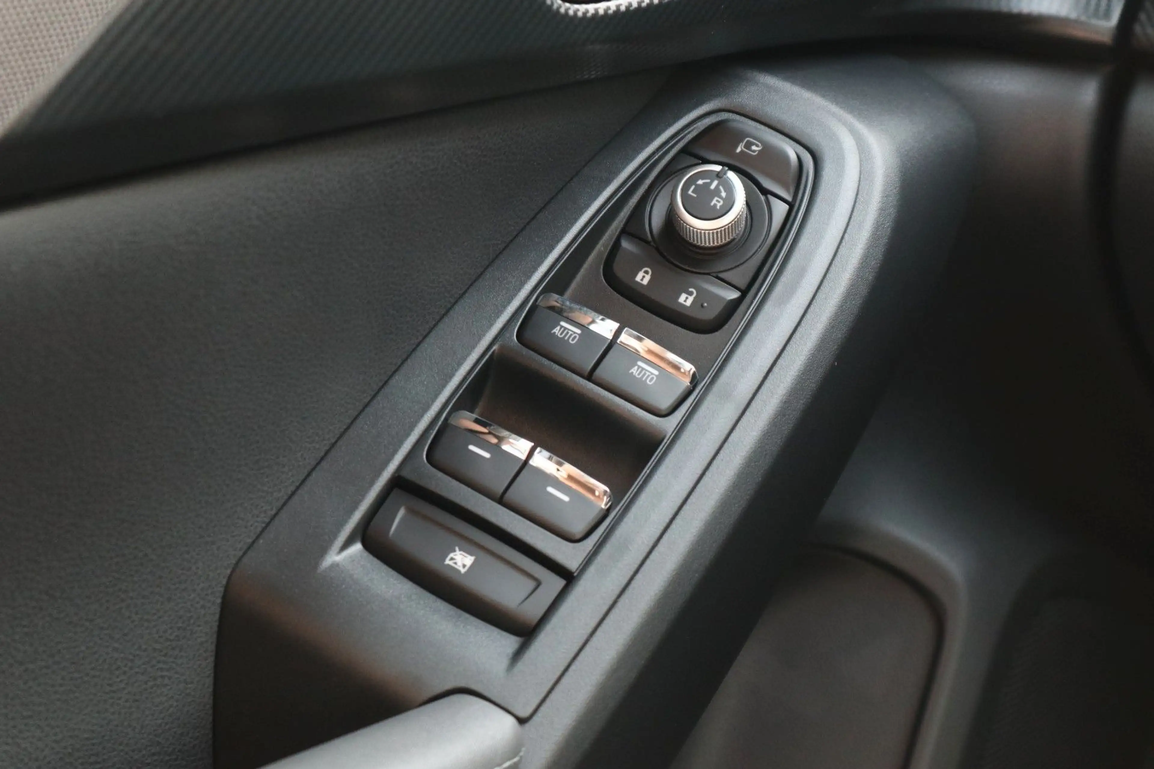 Subaru Crosstrek 2.0ie Comfort mit 360°-Kamera sofort — photo 12