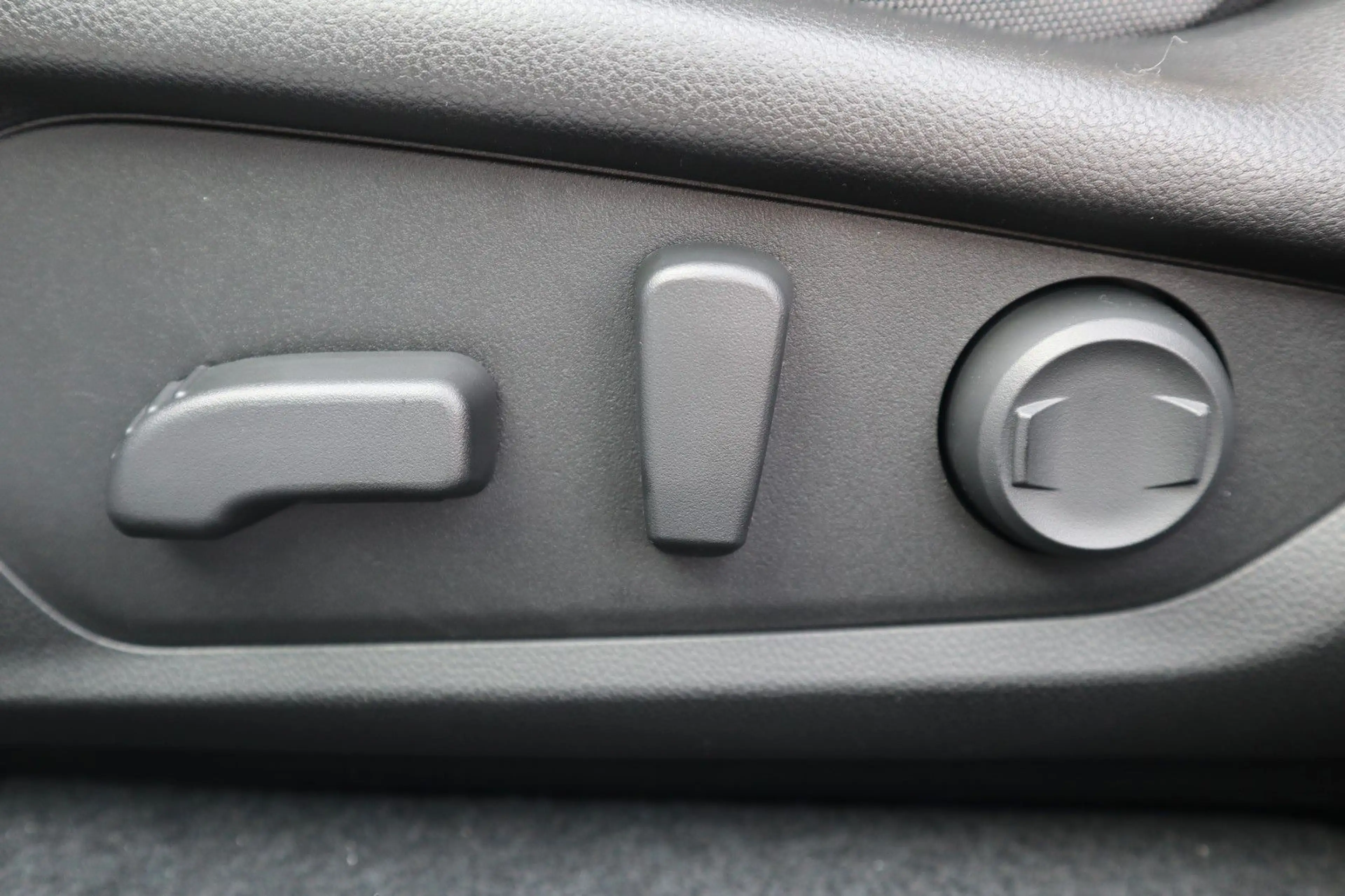 Subaru Crosstrek 2.0ie Comfort mit 360°-Kamera sofort — photo 9