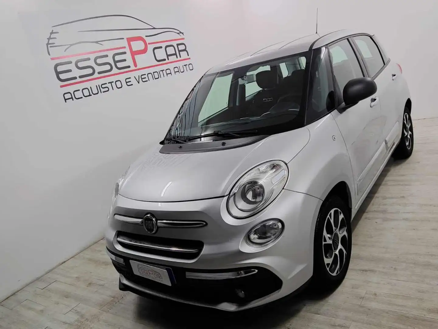 Fiat 500L 1.4 95 CV Lounge Plateado - 1