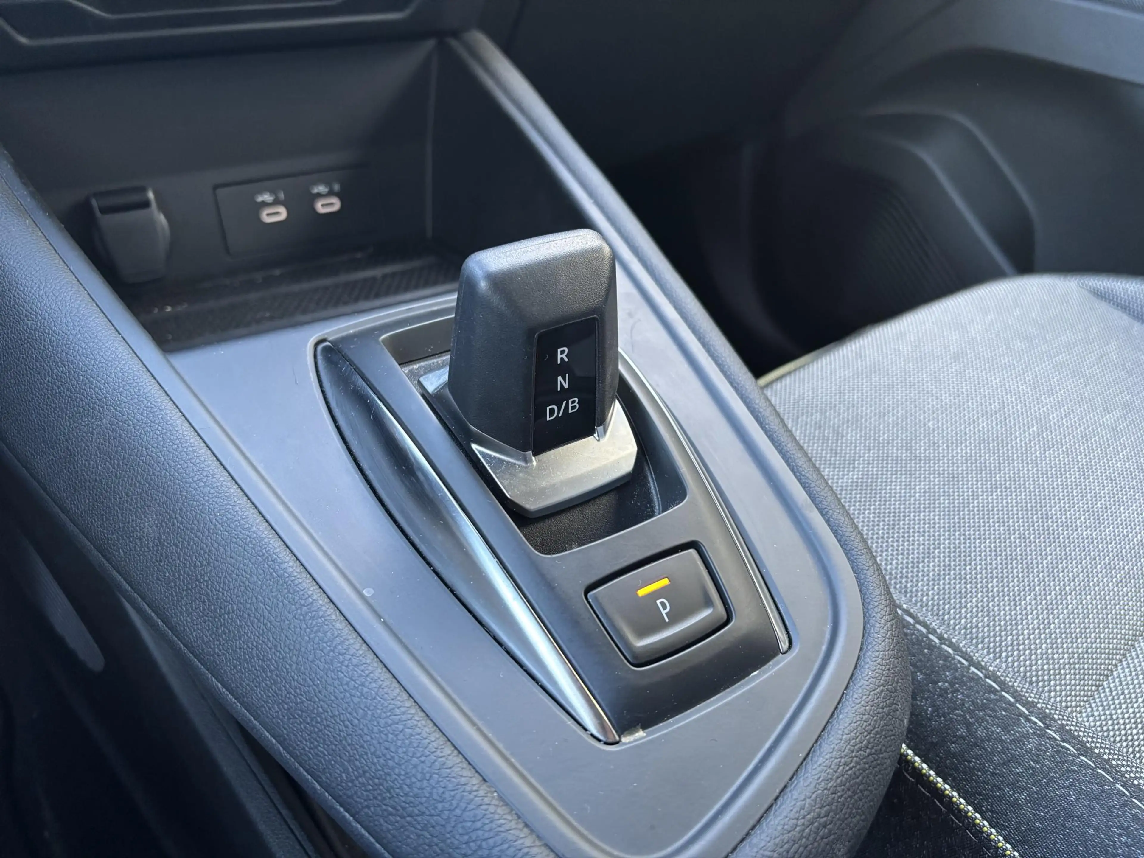 Renault Captur 1.8 E-Tech full hybrid 160 techno l Pack Advanced — photo 26