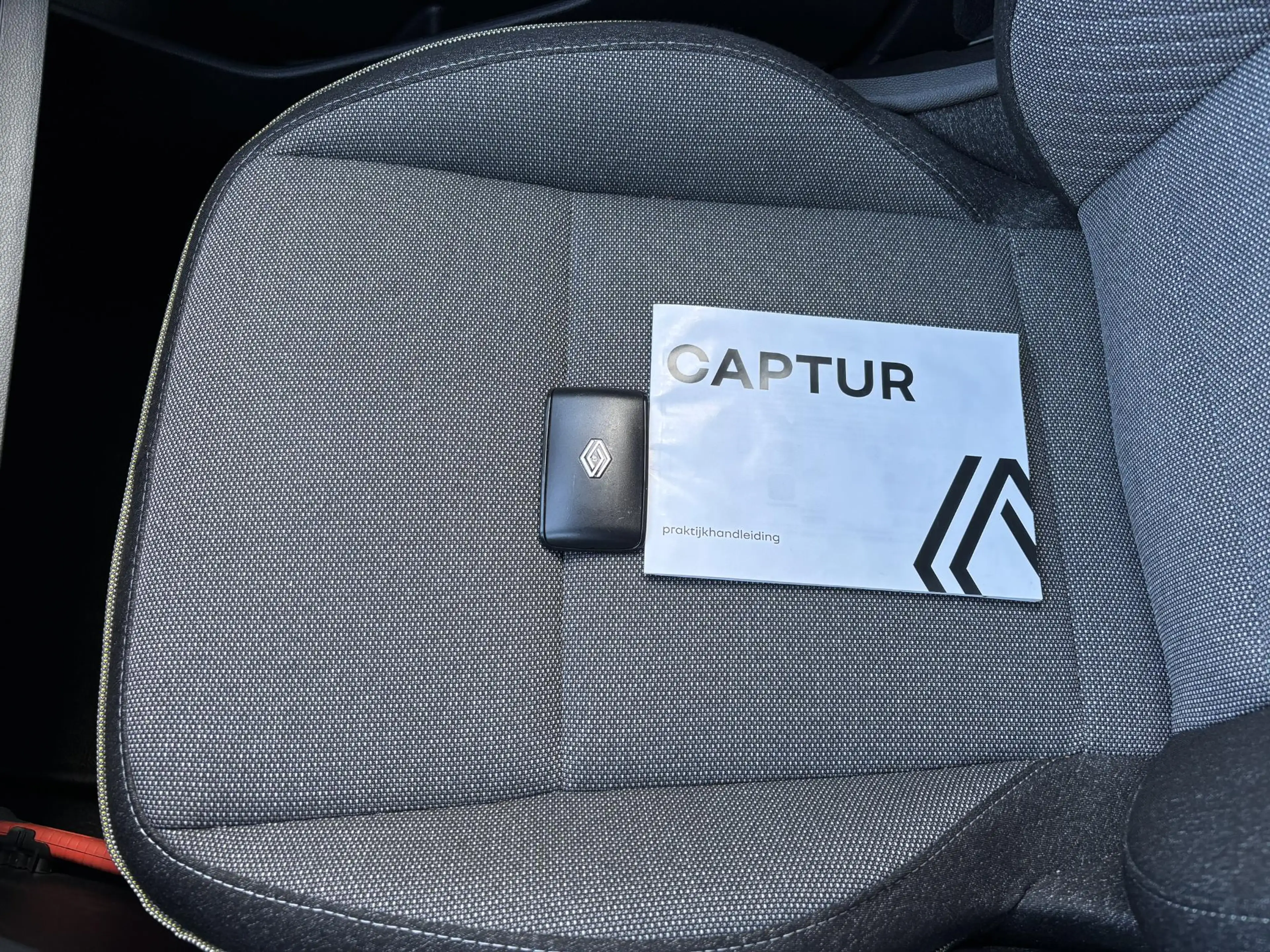 Renault Captur 1.8 E-Tech full hybrid 160 techno l Pack Advanced — photo 15