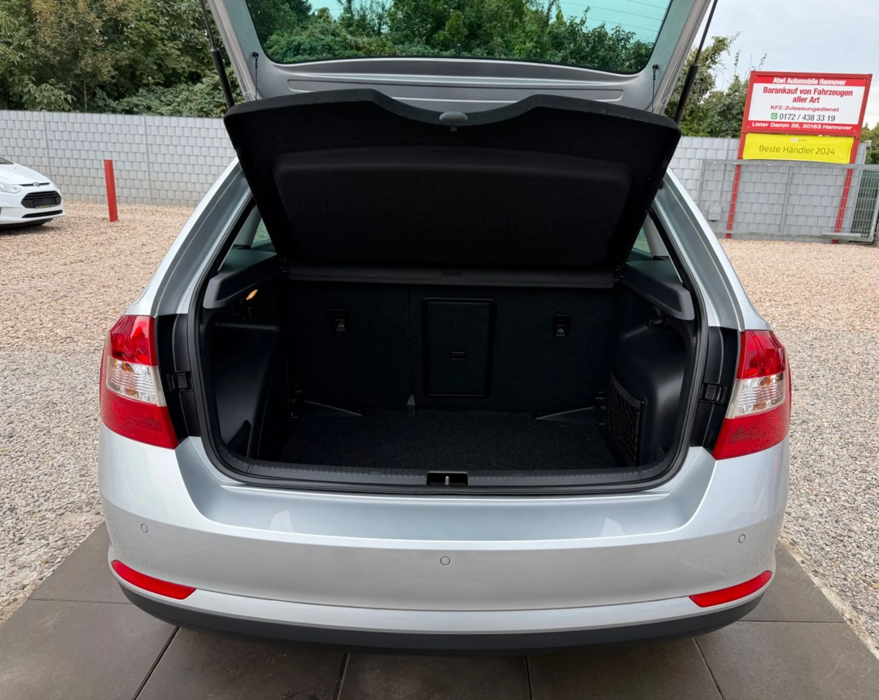 Skoda Rapid/Spaceback 1,4 Spaceback Joy Sportsitze Sport Lenkrad — photo 9