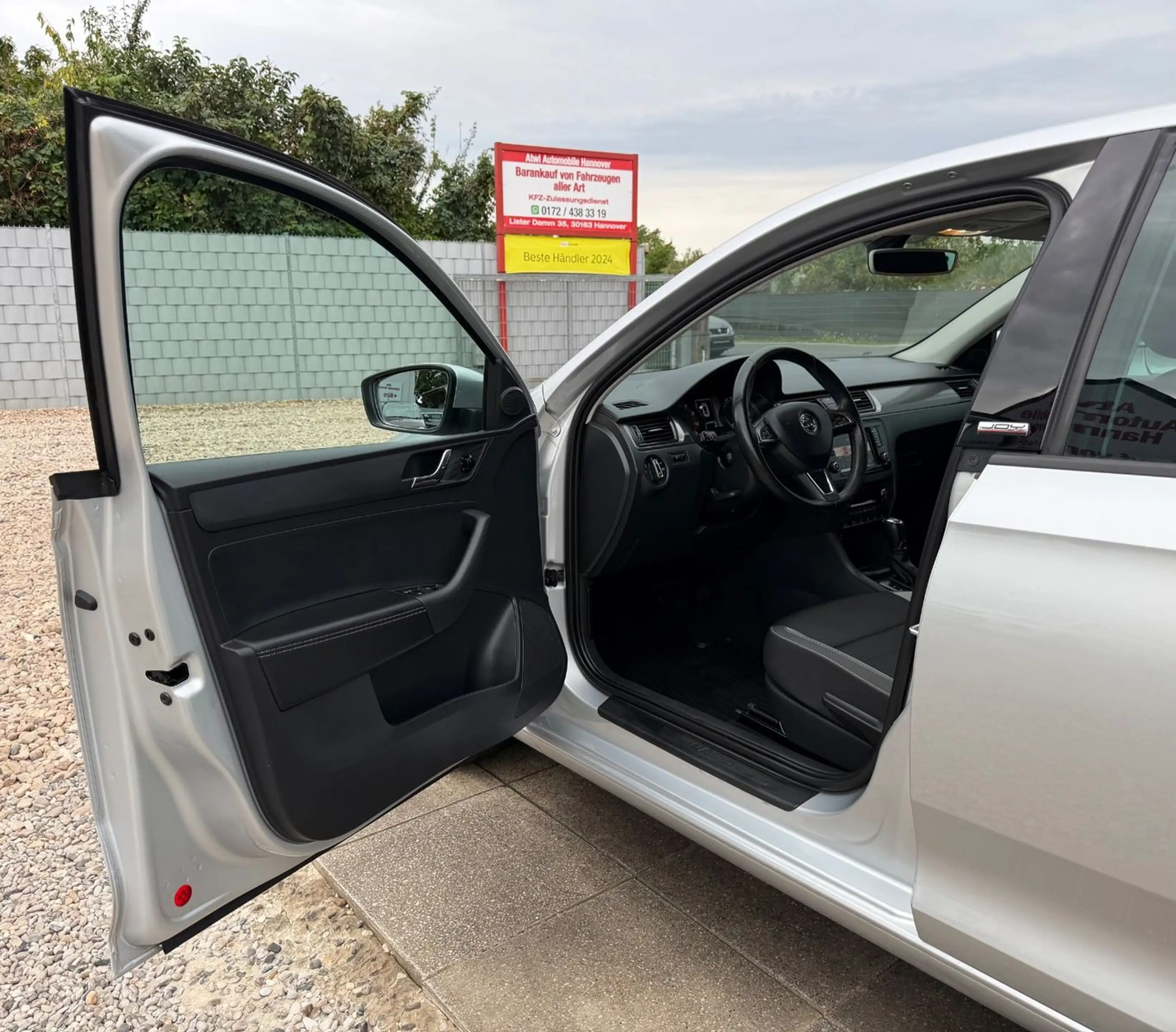 Skoda Rapid/Spaceback 1,4 Spaceback Joy Sportsitze Sport Lenkrad — photo 7