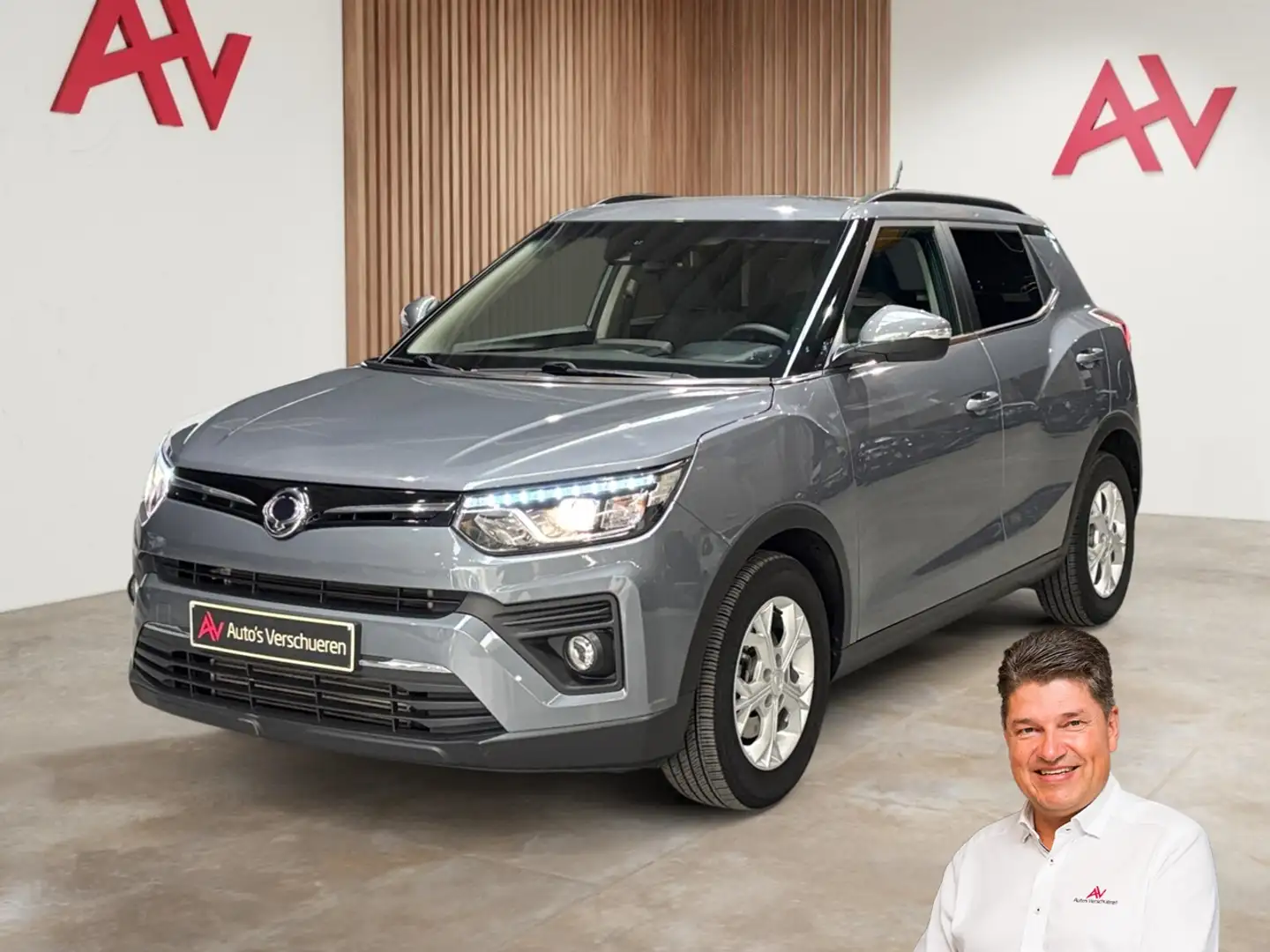 SsangYong Tivoli 1.5 T-GDI Aut. ** Navi/Carplay | Camera | Zetel... Grau - 1