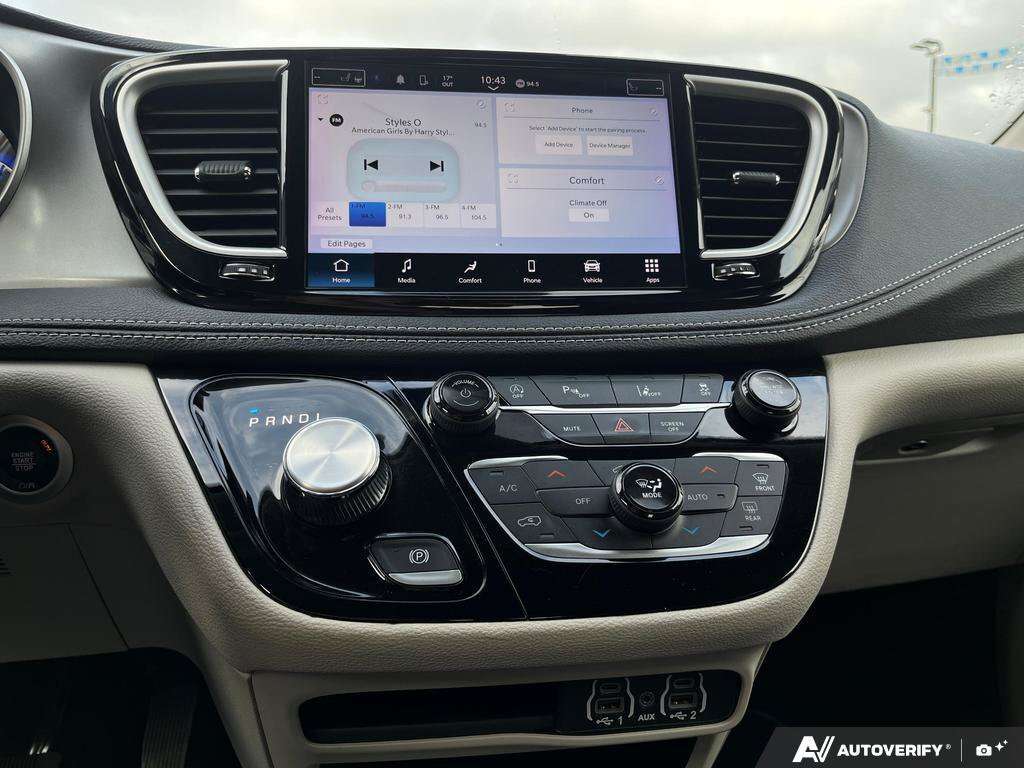 used 2023 Chrysler Pacifica car, priced at $33,999