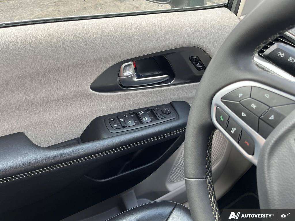 used 2023 Chrysler Pacifica car, priced at $33,999