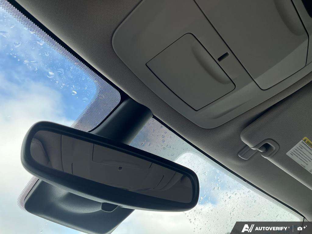used 2023 Chrysler Pacifica car, priced at $33,999