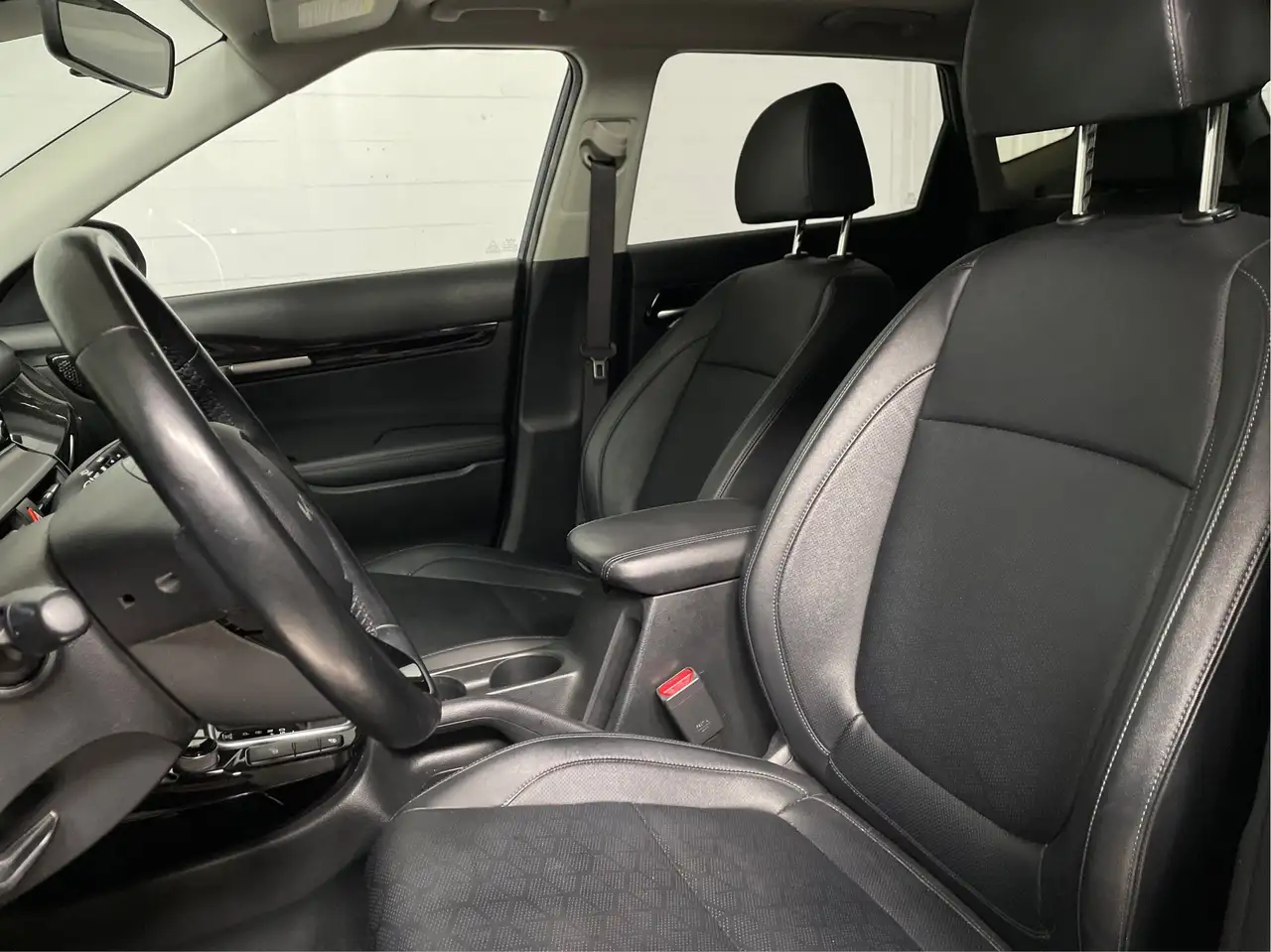 Kia Seltos снимка Kia Seltos