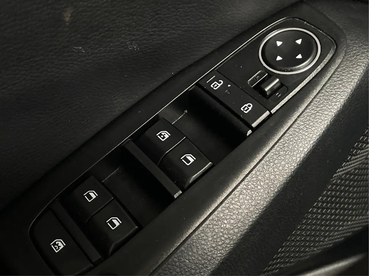 Kia Seltos снимка Kia Seltos