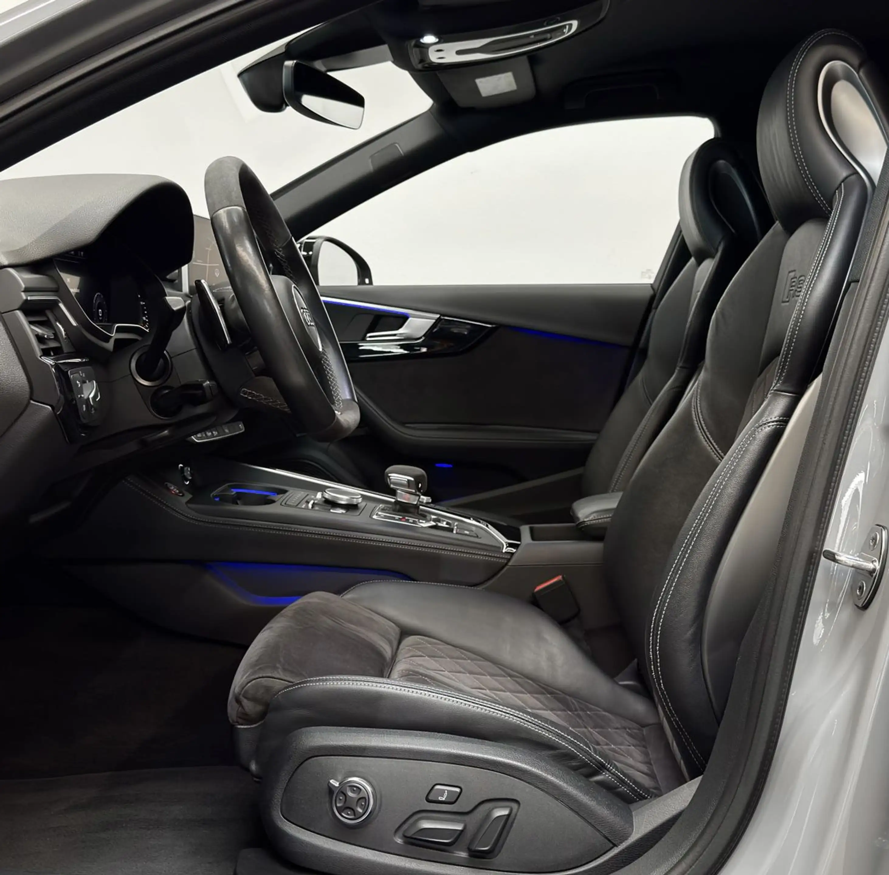 Audi RS4 Avant *Dynamikpaket*B&O*RS-Aga*Yido*Ambiente — photo 11