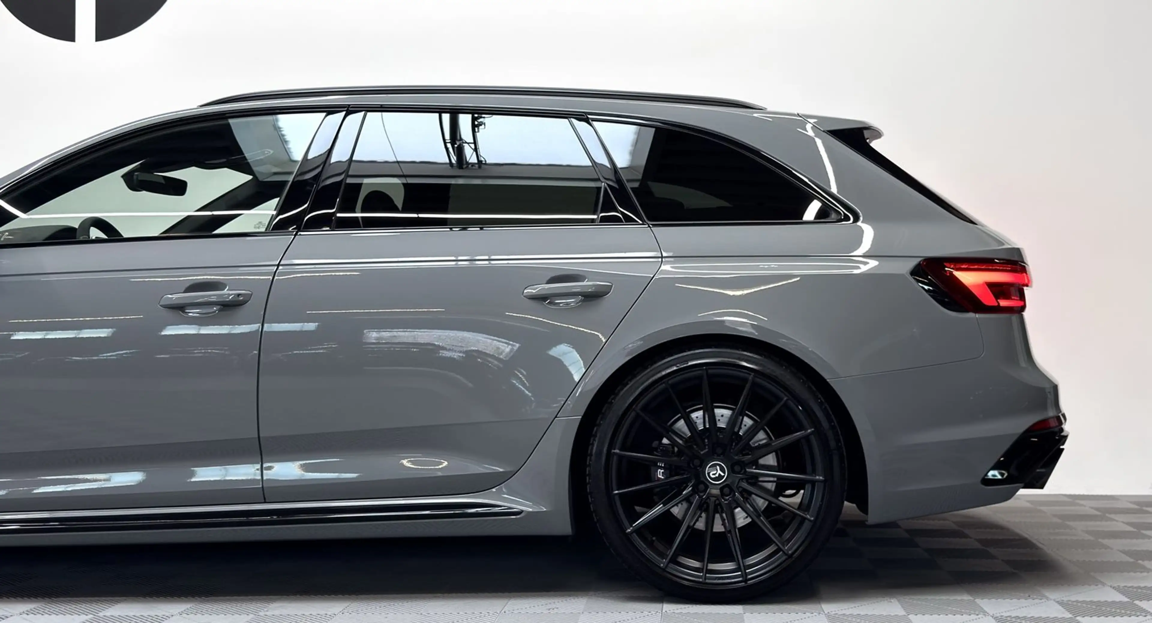 Audi RS4 Avant *Dynamikpaket*B&O*RS-Aga*Yido*Ambiente — photo 4