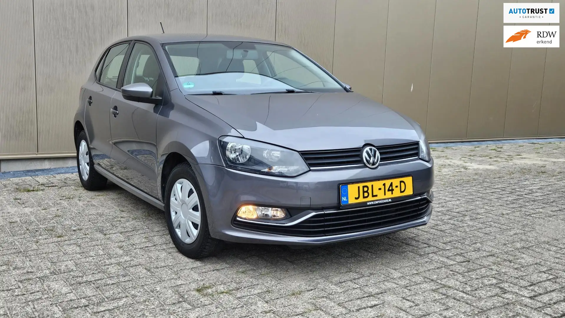 Volkswagen Polo 1.0 Comfortline Grijs - 1