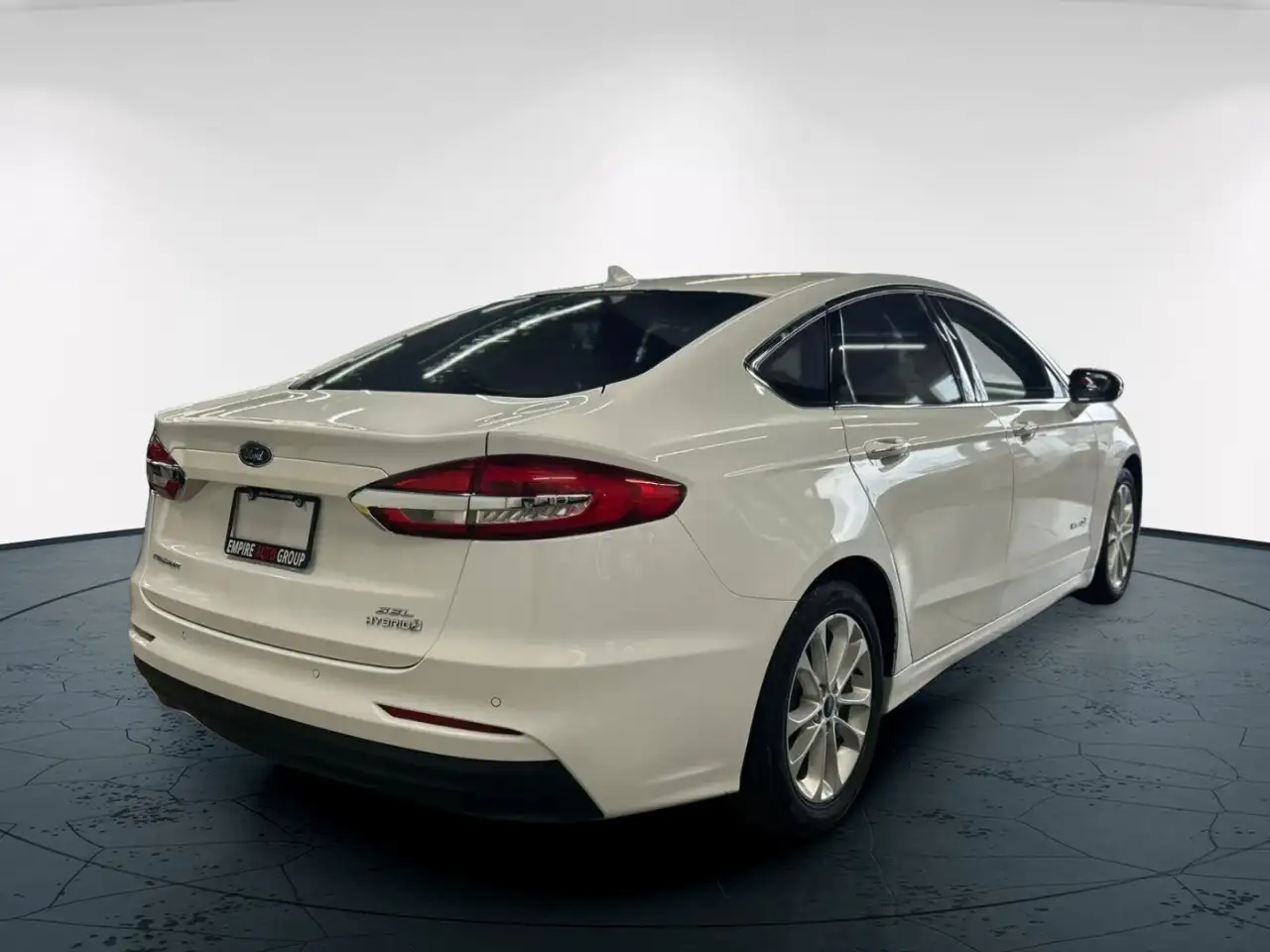 Ford Fusion Hybrid снимка Ford Fusion Hybrid