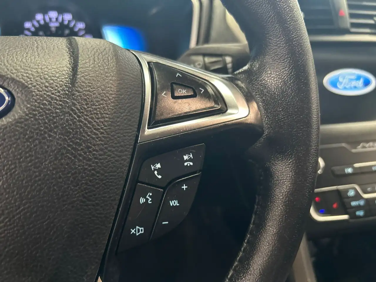 Ford Fusion Hybrid снимка Ford Fusion Hybrid