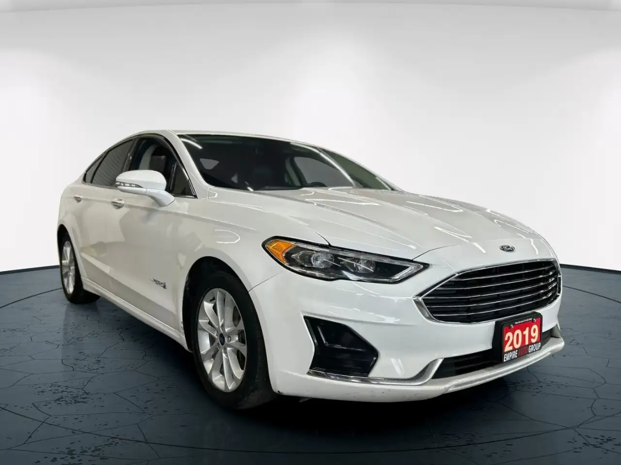 Ford Fusion Hybrid снимка Ford Fusion Hybrid