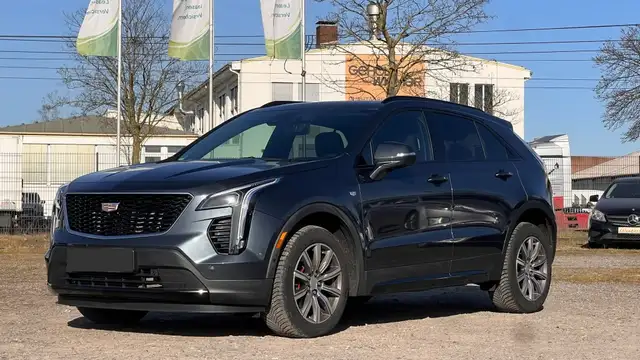 Cadillac XT4 Luxury 2WD #Pano#Gek.Sitze#360Kam#Abst.Temp#