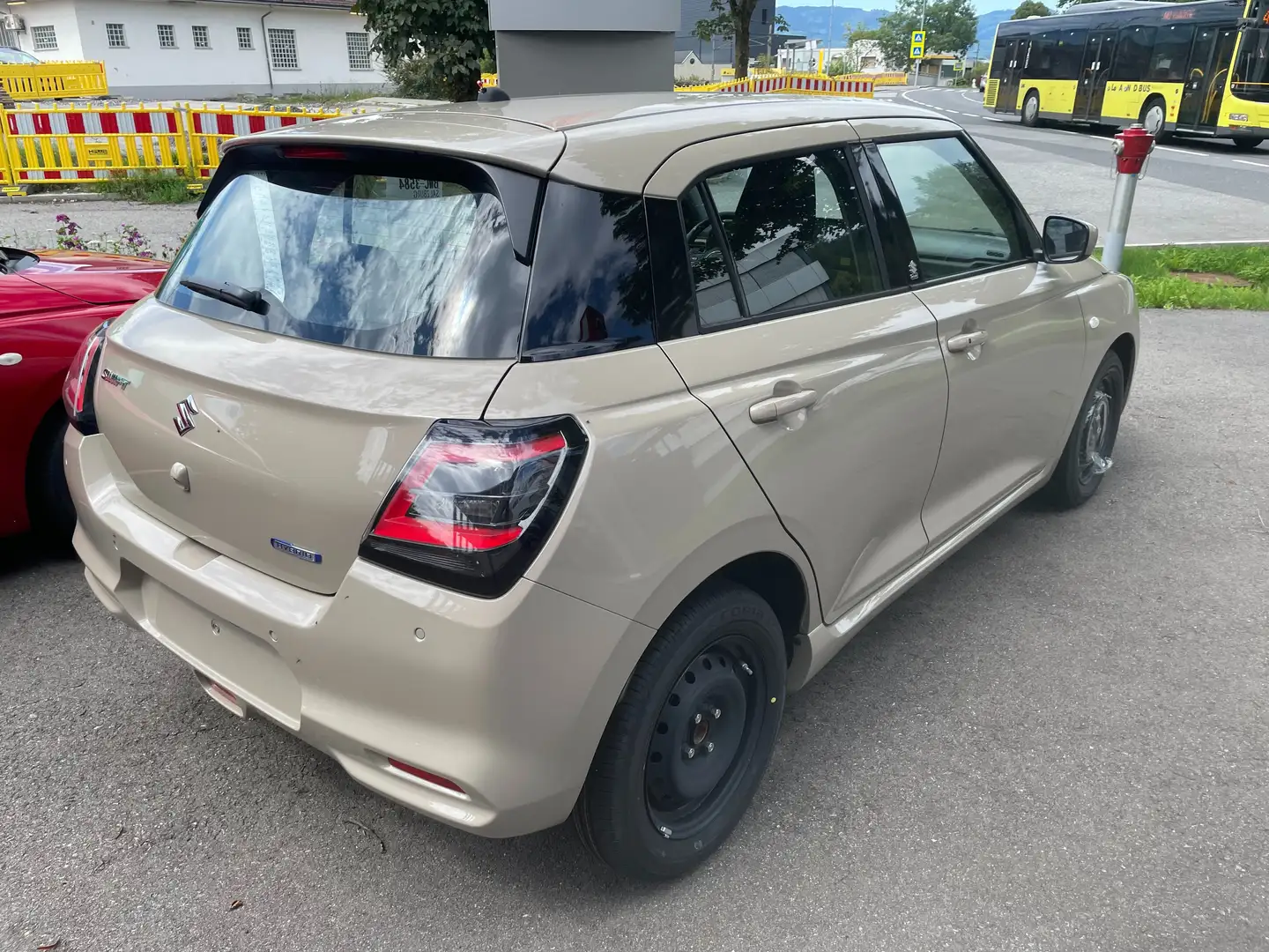 Suzuki Swift Swift 1,2 Hybrid Clear Beige - 2