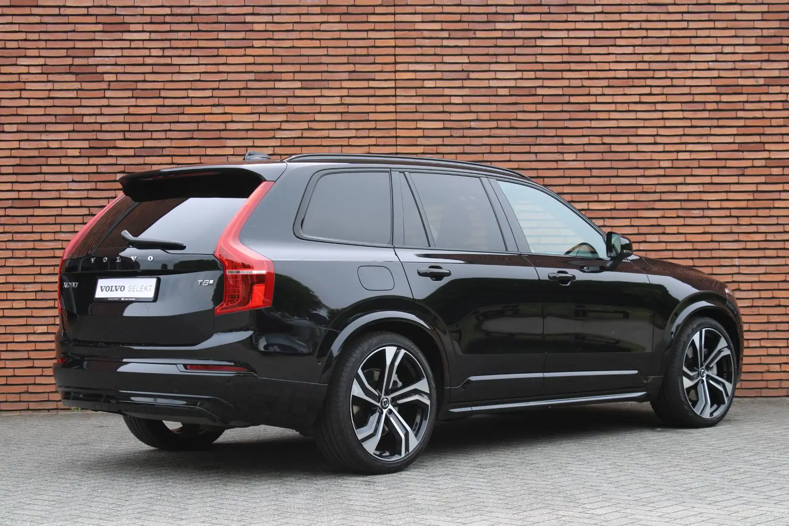 Volvo XC90 T8 Plug-in hybrid AWD Ultra Dark | Luchtvering | B Nero - 2
