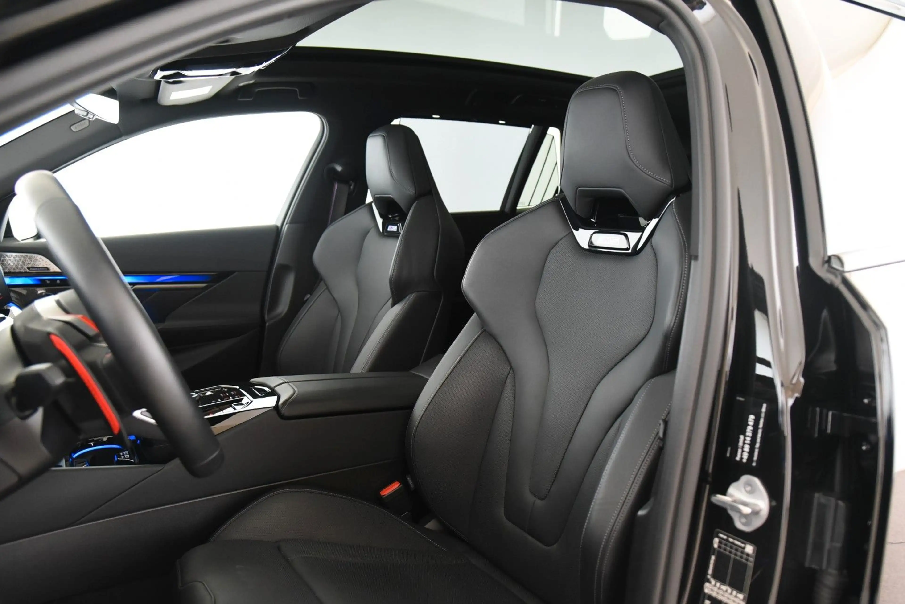 BMW M5 xDrive Touring ACC AHK Pano LED 360° DAB B&W — photo 5
