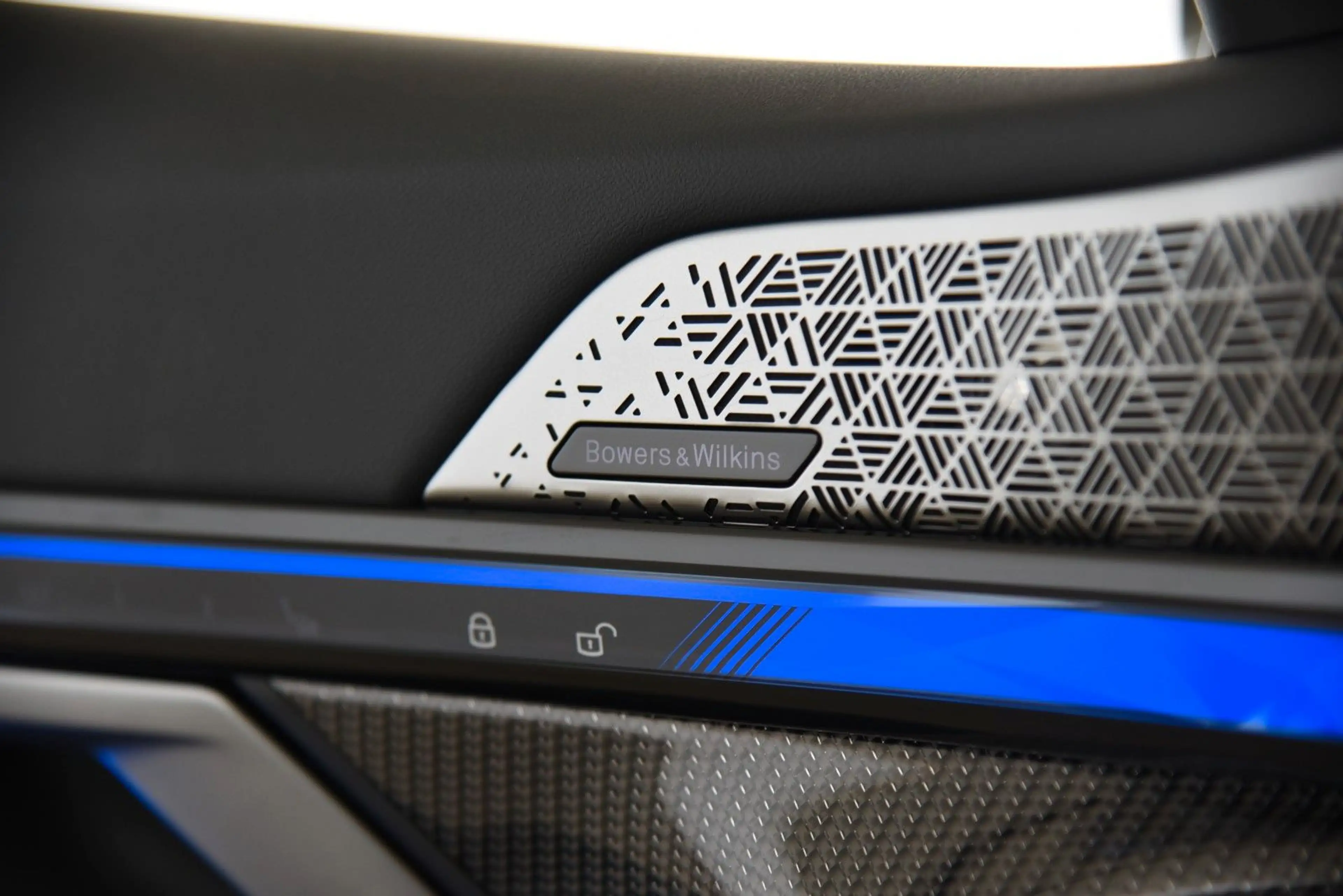 BMW M5 xDrive Touring ACC AHK Pano LED 360° DAB B&W — photo 21