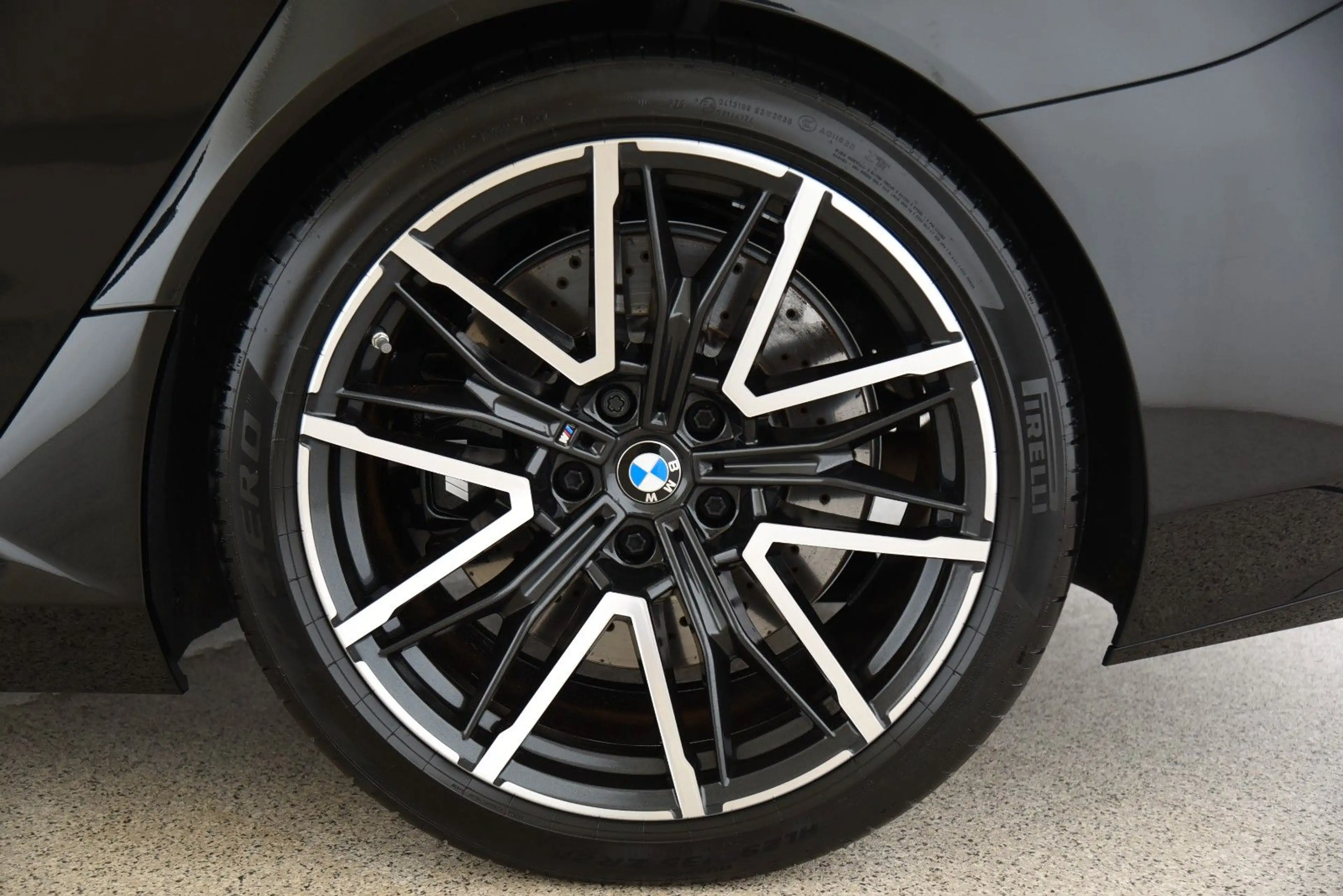 BMW M5 xDrive Touring ACC AHK Pano LED 360° DAB B&W — photo 22