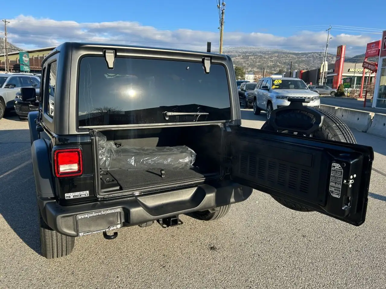 Jeep Wrangler снимка Jeep Wrangler