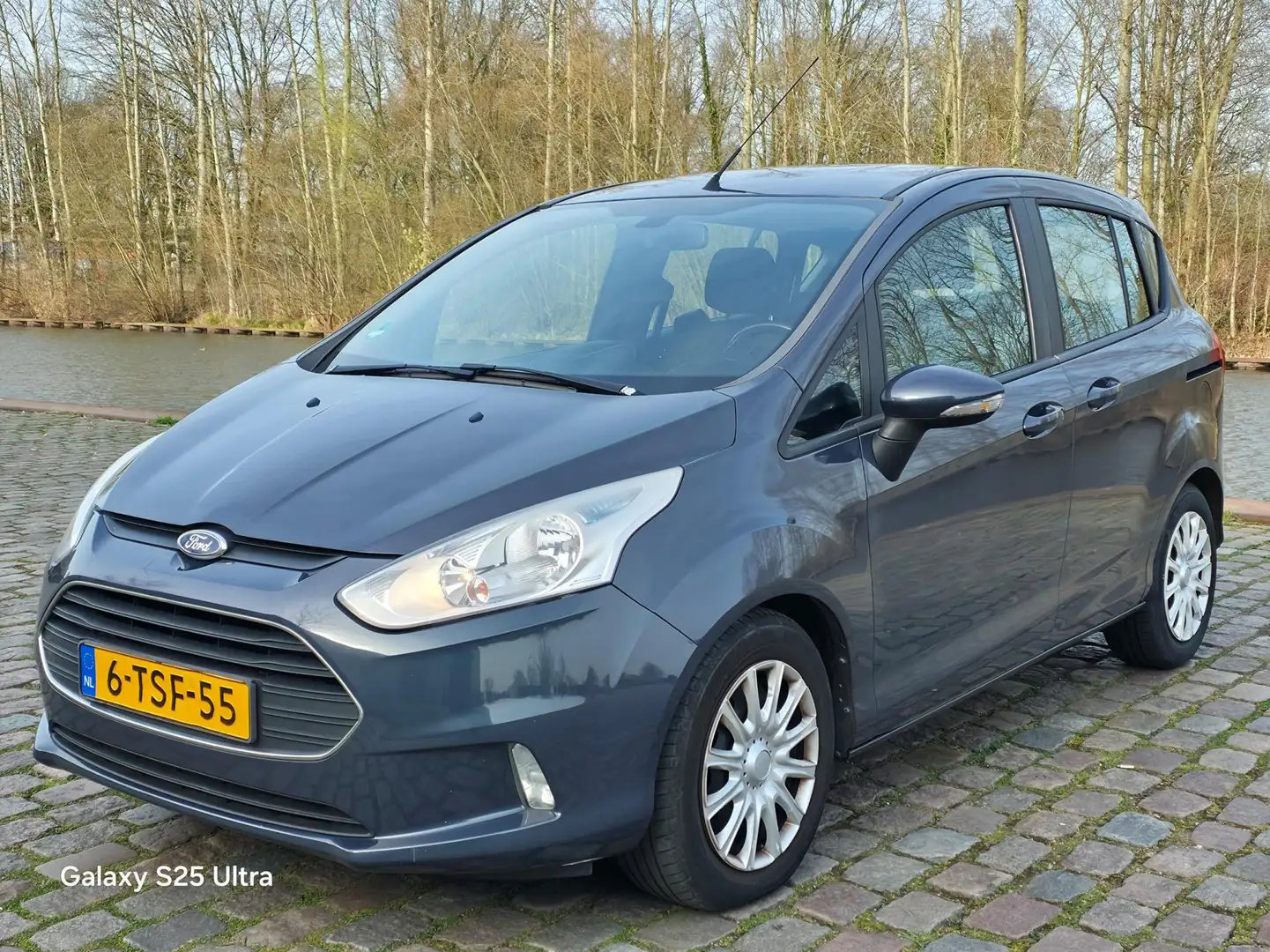 Ford B-Max 1.0 EcoBoost Style Zeer mooi auto airco elektrisch Grijs - 2
