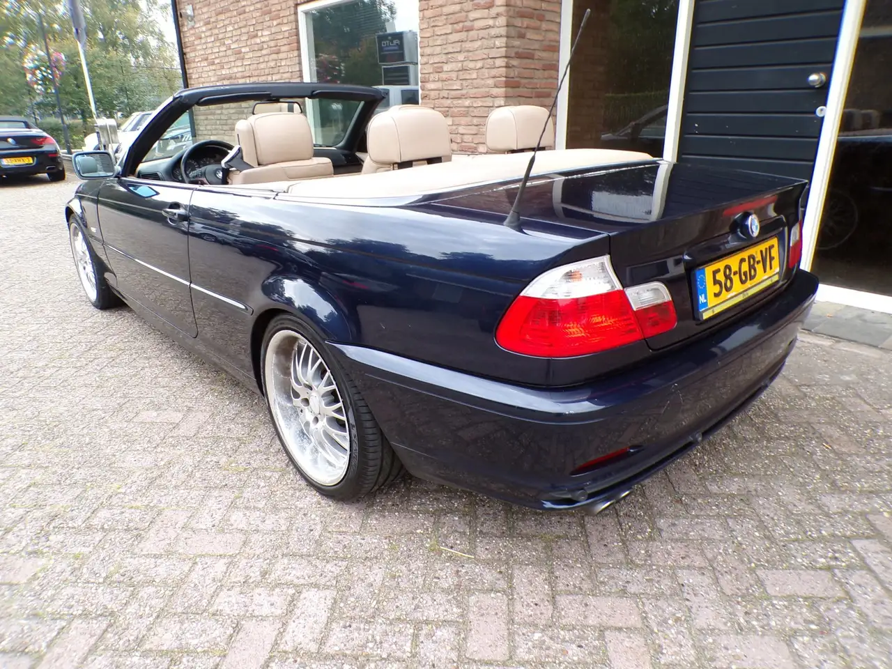 BMW 323 3-serie Cabrio 323Ci Executive Automaat / leder /, foto 3