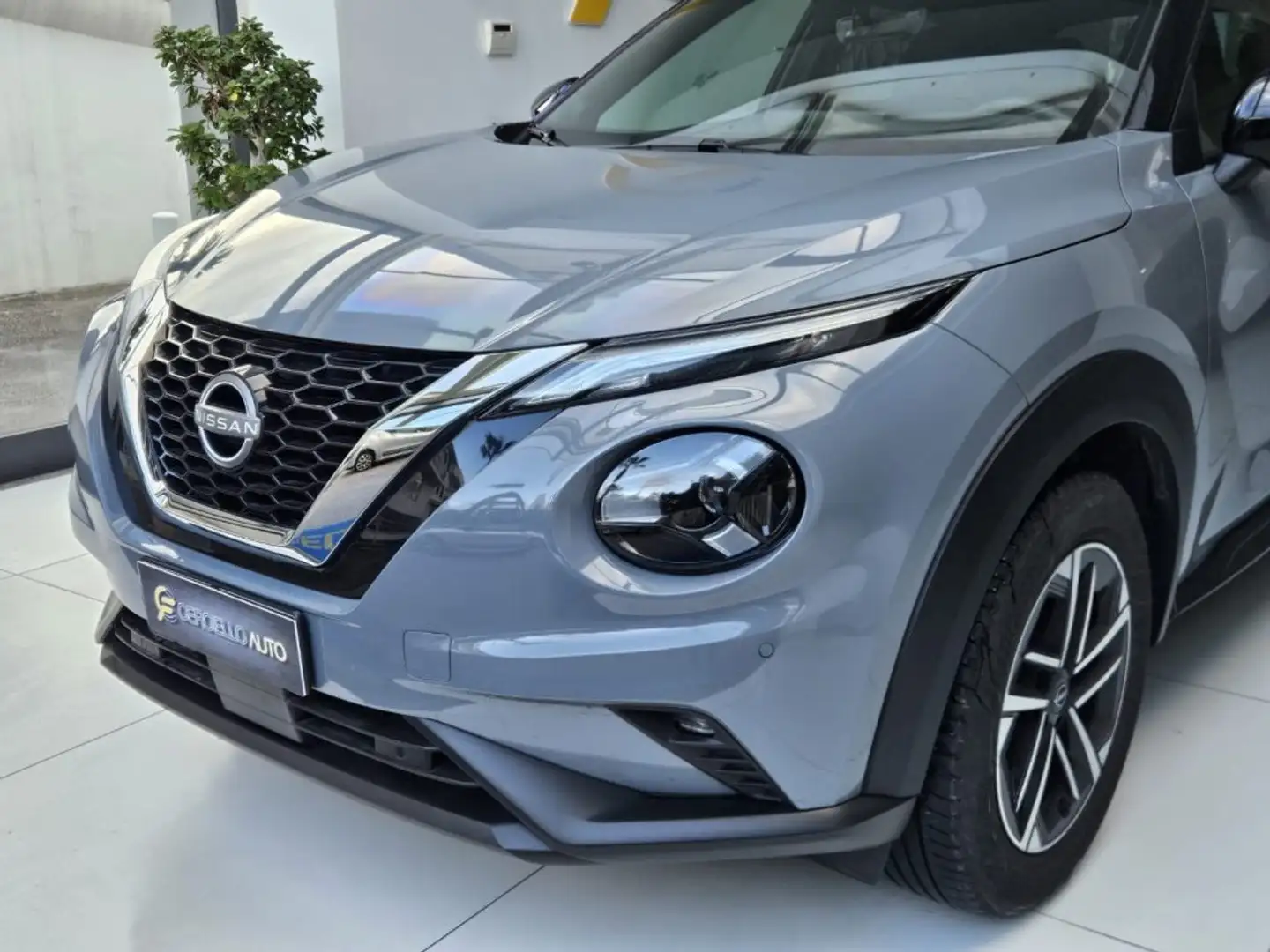 Nissan Juke 1.0 DIG-T 114 CV DCT N-Connecta Grigio - 2