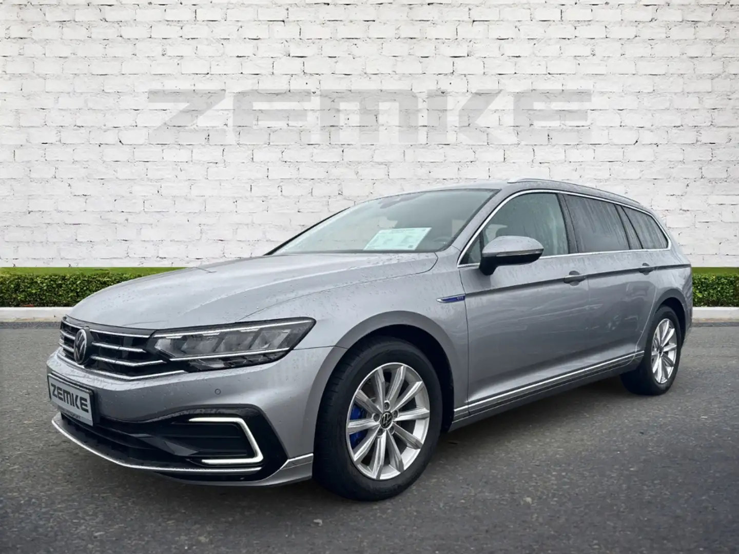 Volkswagen Passat Variant GTE 1.4 TSI DSG Hybrid 3,99% StandHZG Navi Leder L Plateado - 2