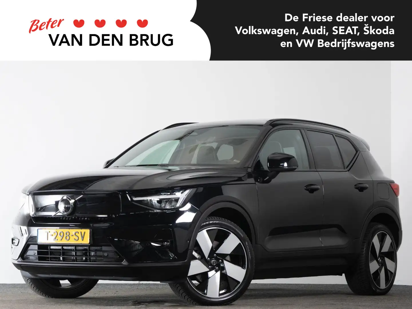 Volvo XC40 Recharge Ultimate 70 kWh 231 PK | LED | Panoramada Zwart - 1