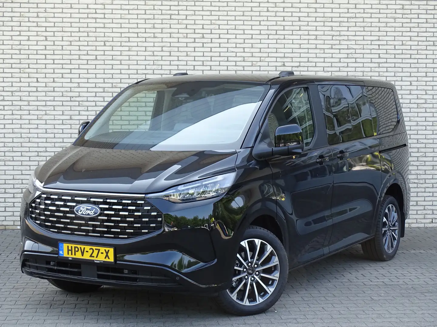 Ford Tourneo Custom 2.5 Plug-IN Hybrid 233 PK L1H1 Titanium X | Incl. Zwart - 1