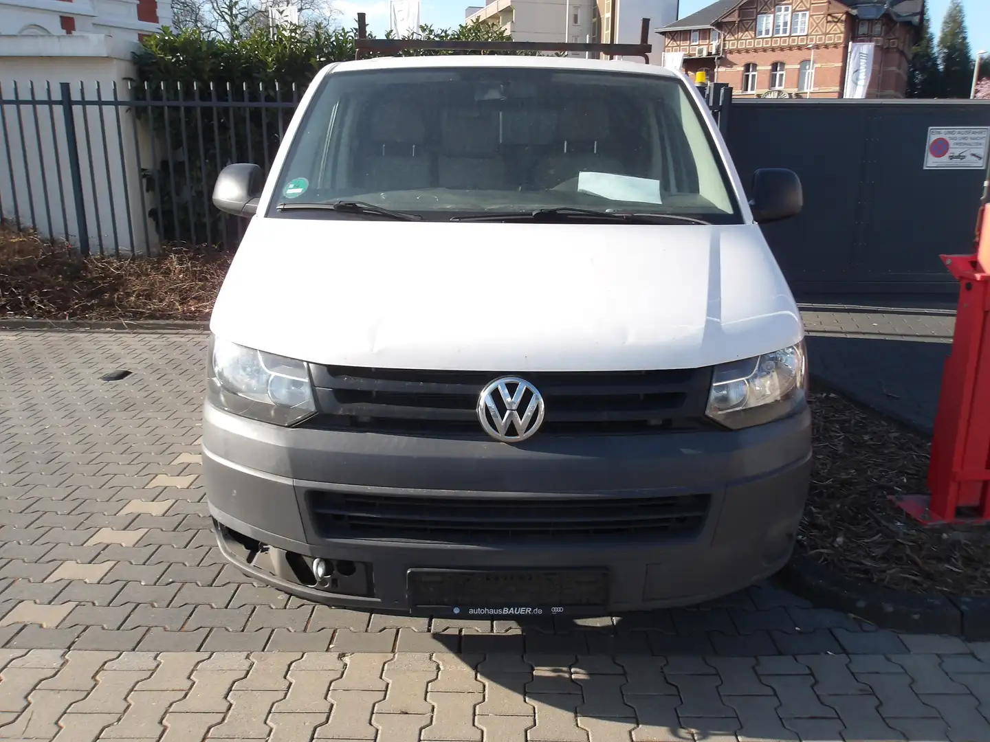 Volkswagen T5 Transporter Motor dreht springt nicht an mit Regalen White - 2
