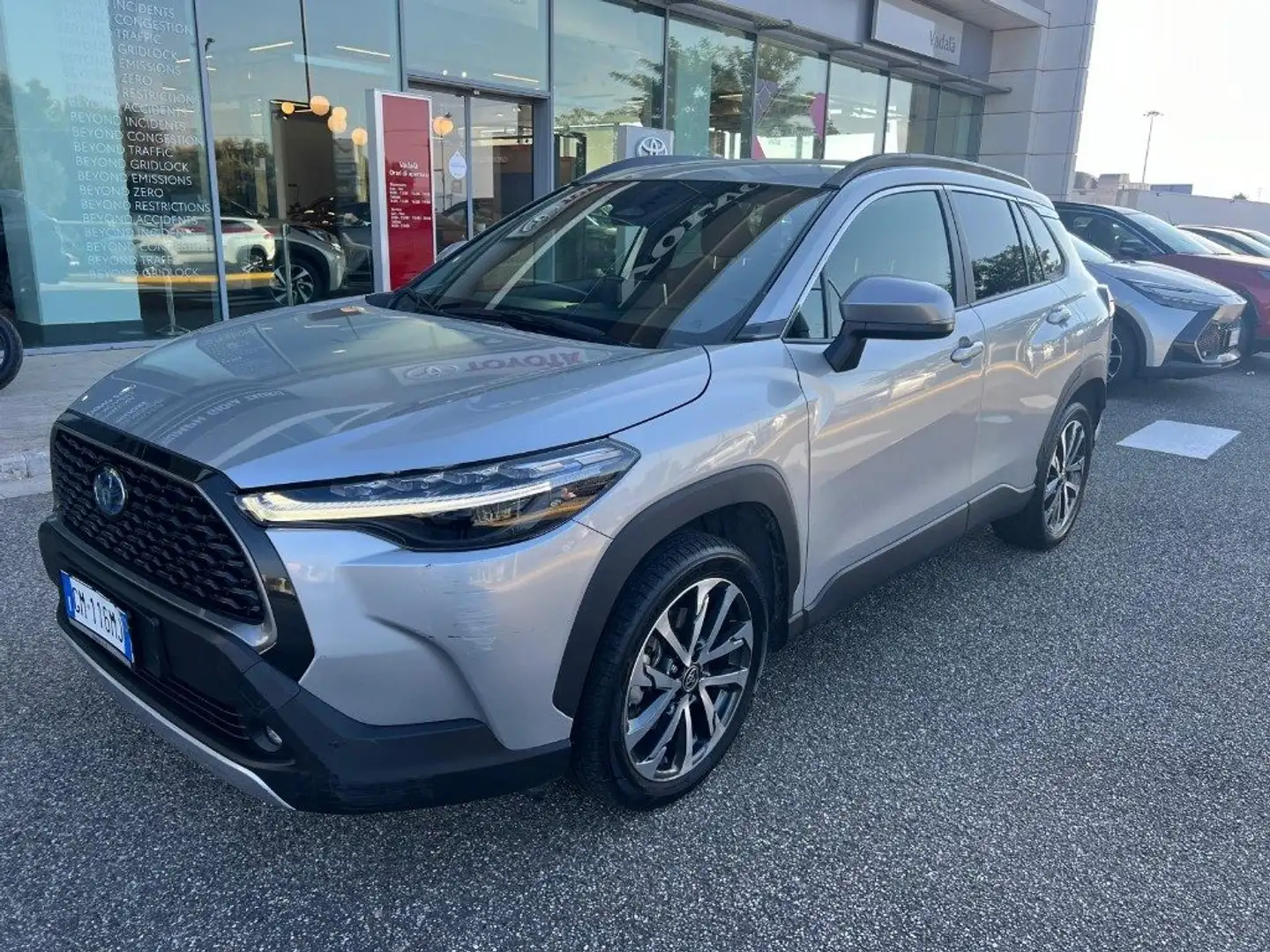 Toyota Corolla Cross 1.8 Hybrid 140 CV E-CVT Trend Grigio - 1