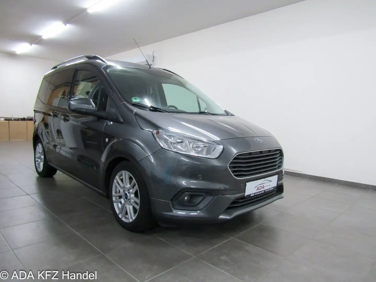 Ford Tourneo Courier Titanium,Erste Hand,Neu Zahnriem Grau - 1