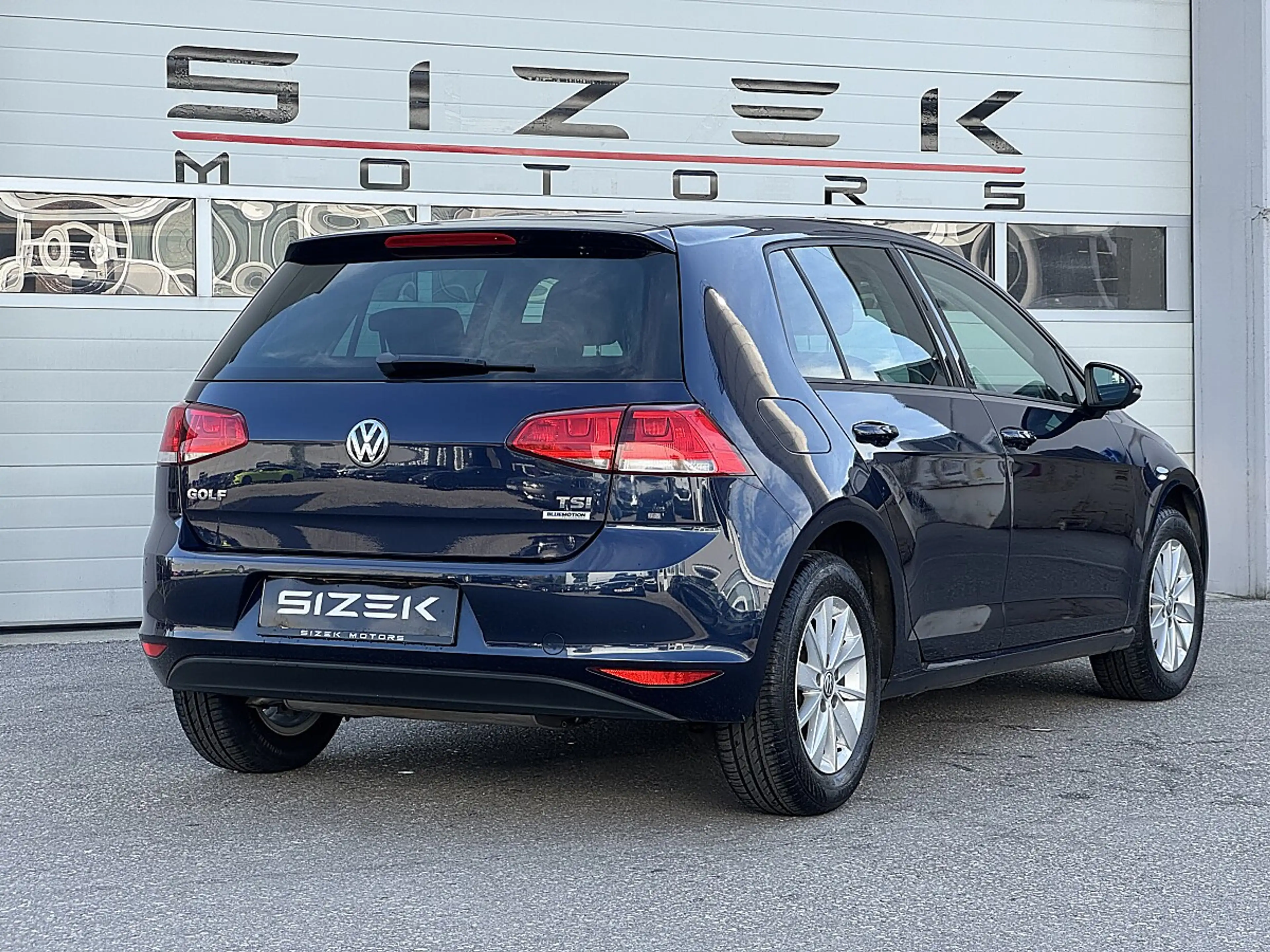 Volkswagen Golf R abbit 1,2 BMT TSI — photo 4