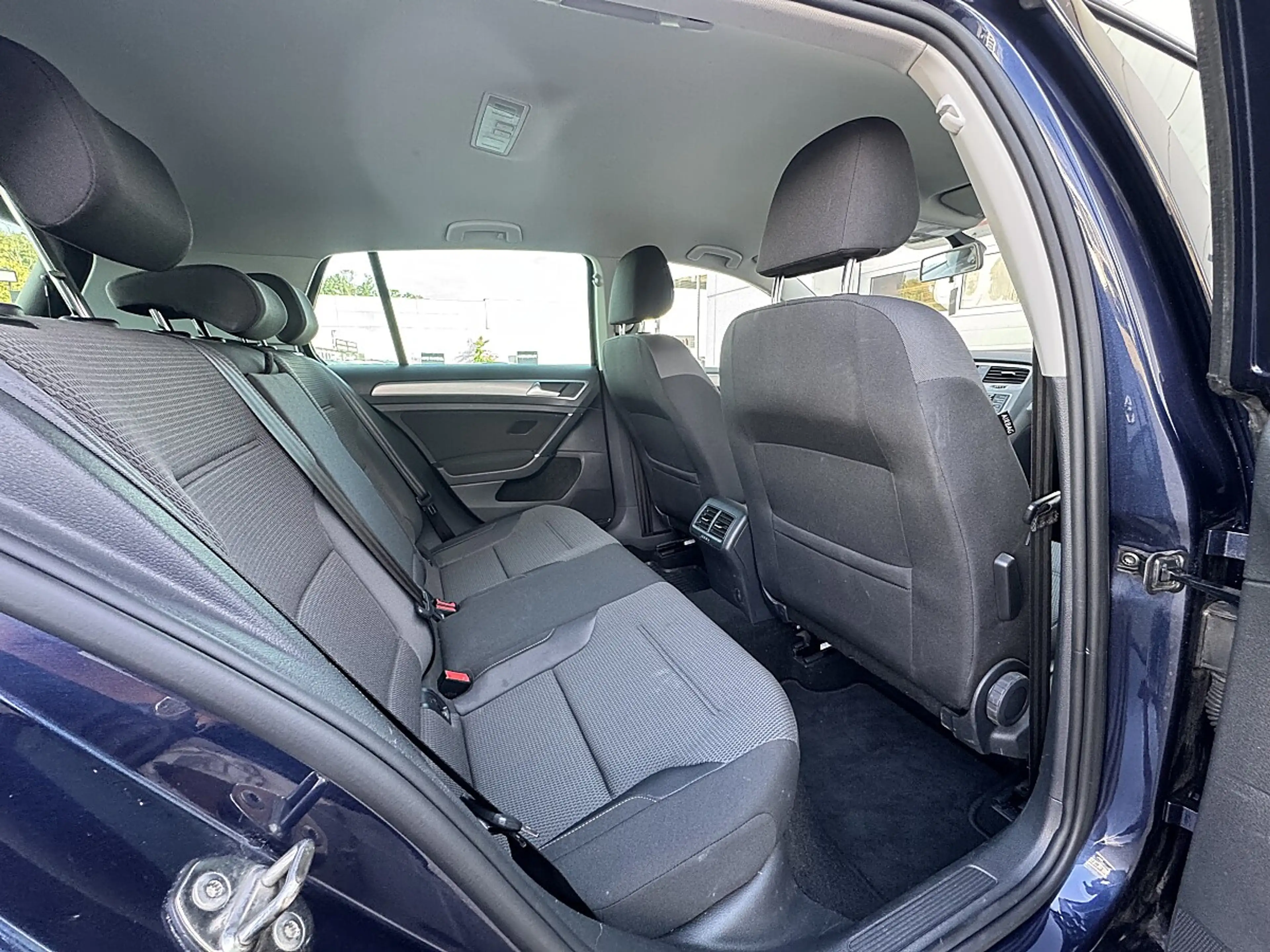 Volkswagen Golf R abbit 1,2 BMT TSI — photo 13