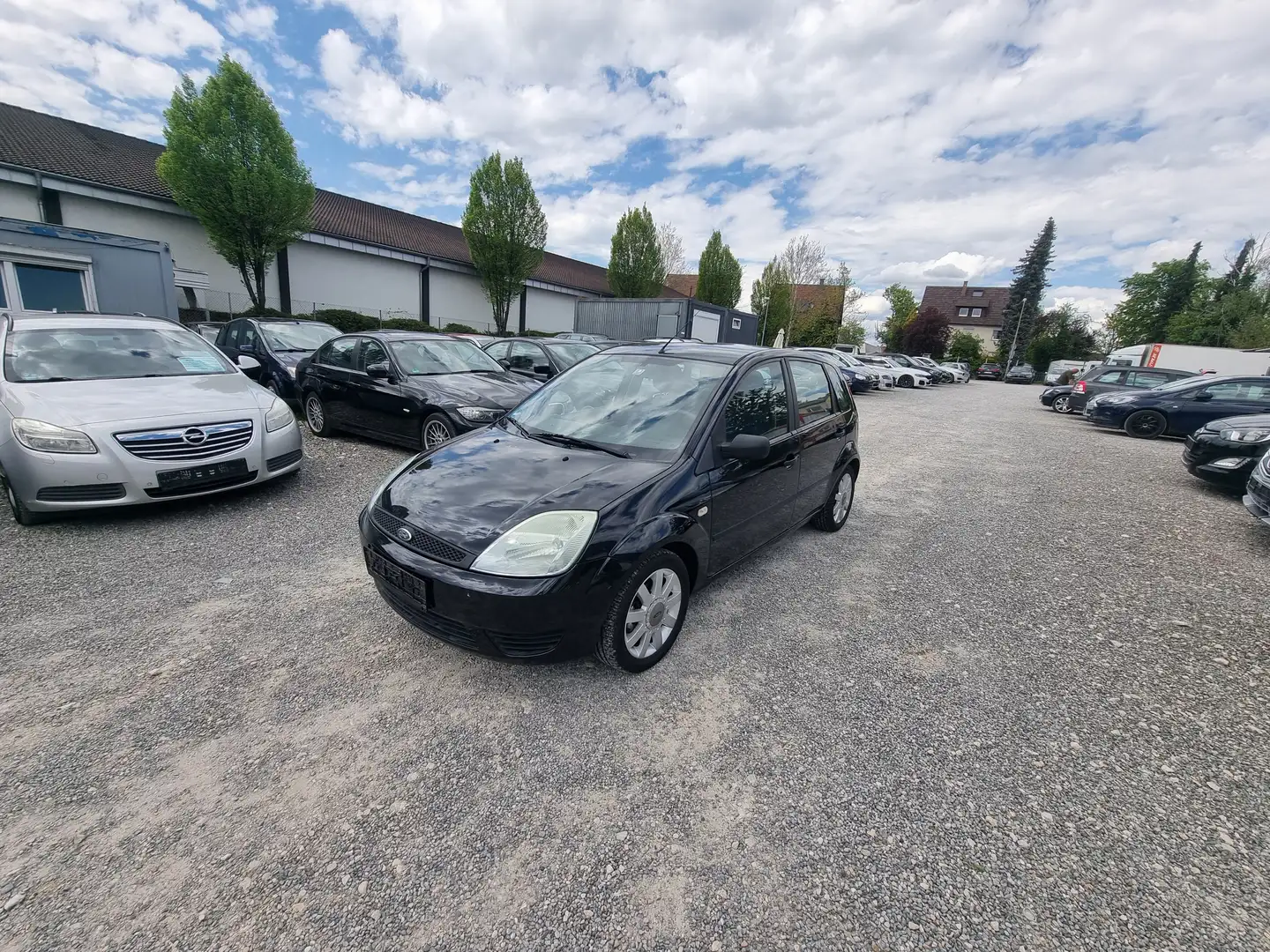 Ford Fiesta Futura 1 HAND TÜV 7/25 Чёрный - 1