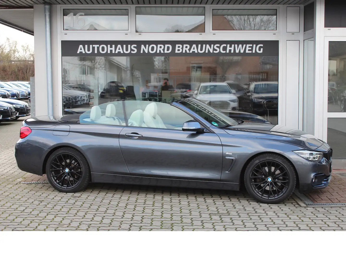 BMW 420 420d Cabrio Sport Line*NaviProf*Leder*LED*HUD* Grau - 2