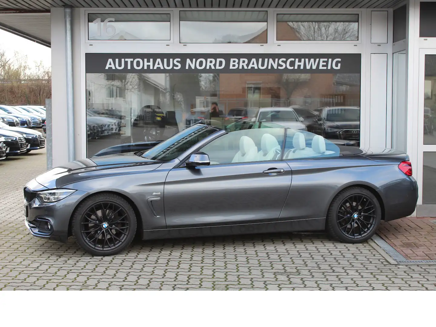 BMW 420 420d Cabrio Sport Line*NaviProf*Leder*LED*HUD* Grau - 1